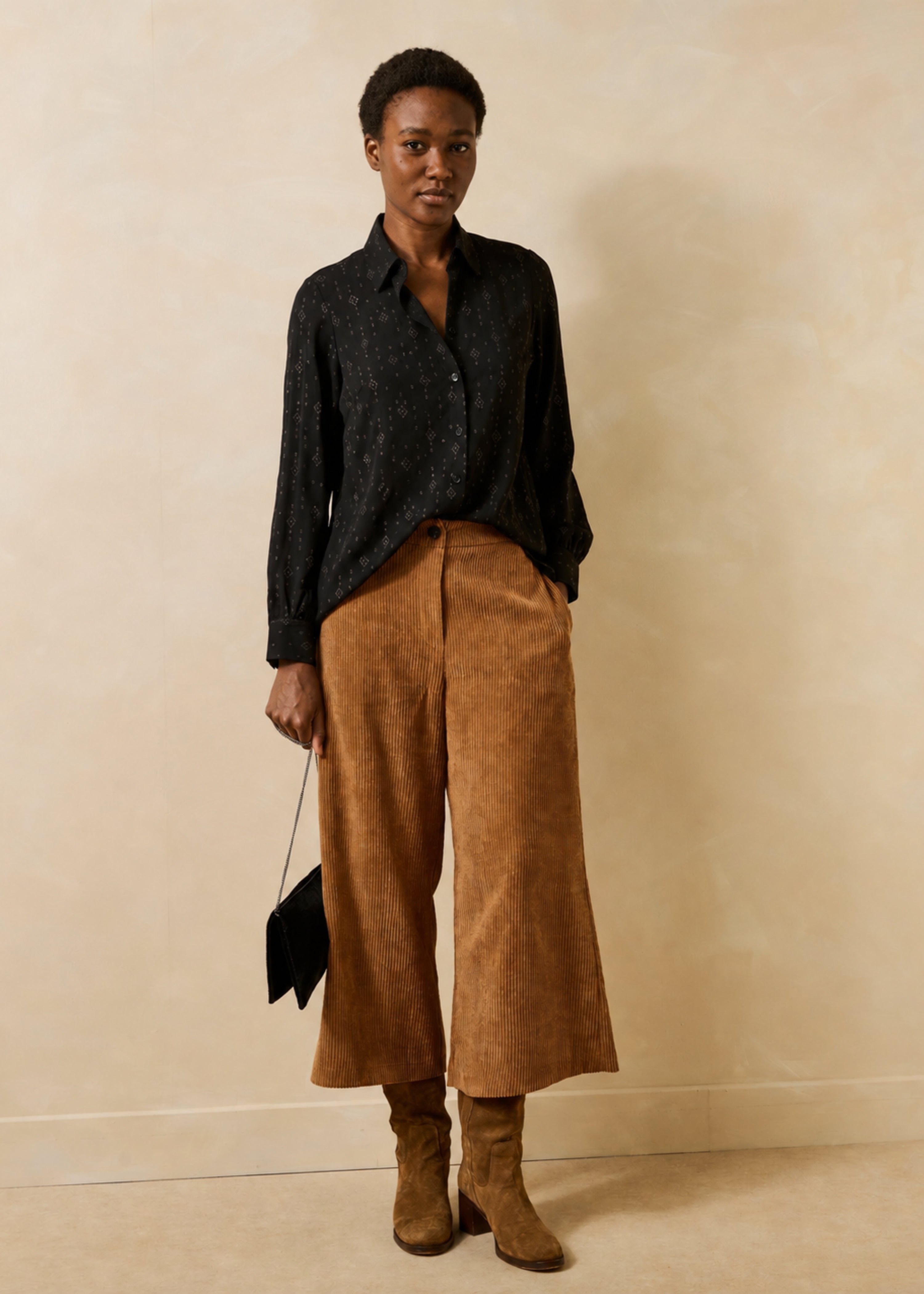 la-f-e-marabout-e-epnos-bluse-schwarz-grafik-lurex image 2