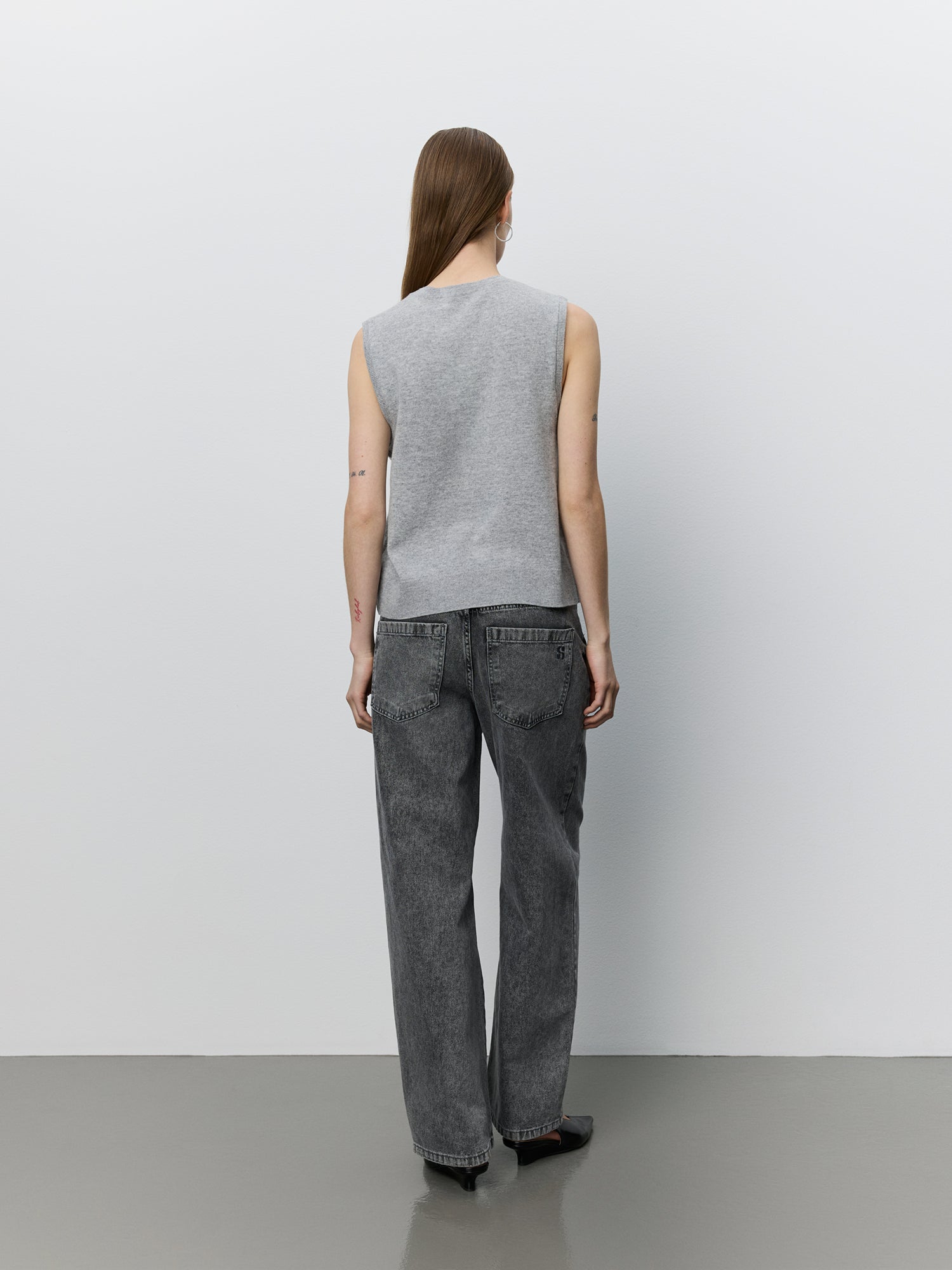 sofie-schnoor-women-karlisw-weste-grau-melange-wolle image 4