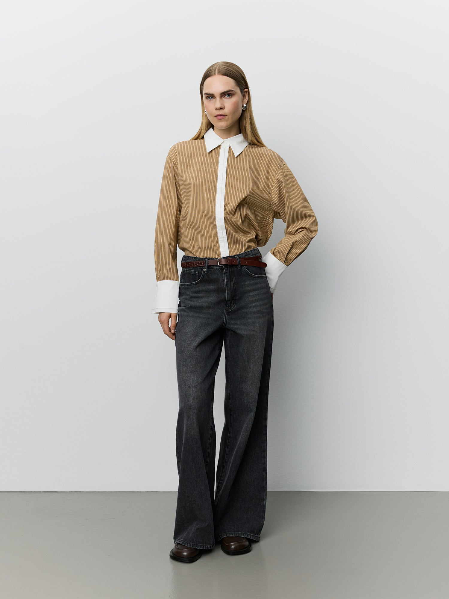 sofie-schnoor-allisonsw-bluse-maple-brown-gestreift-s image 2