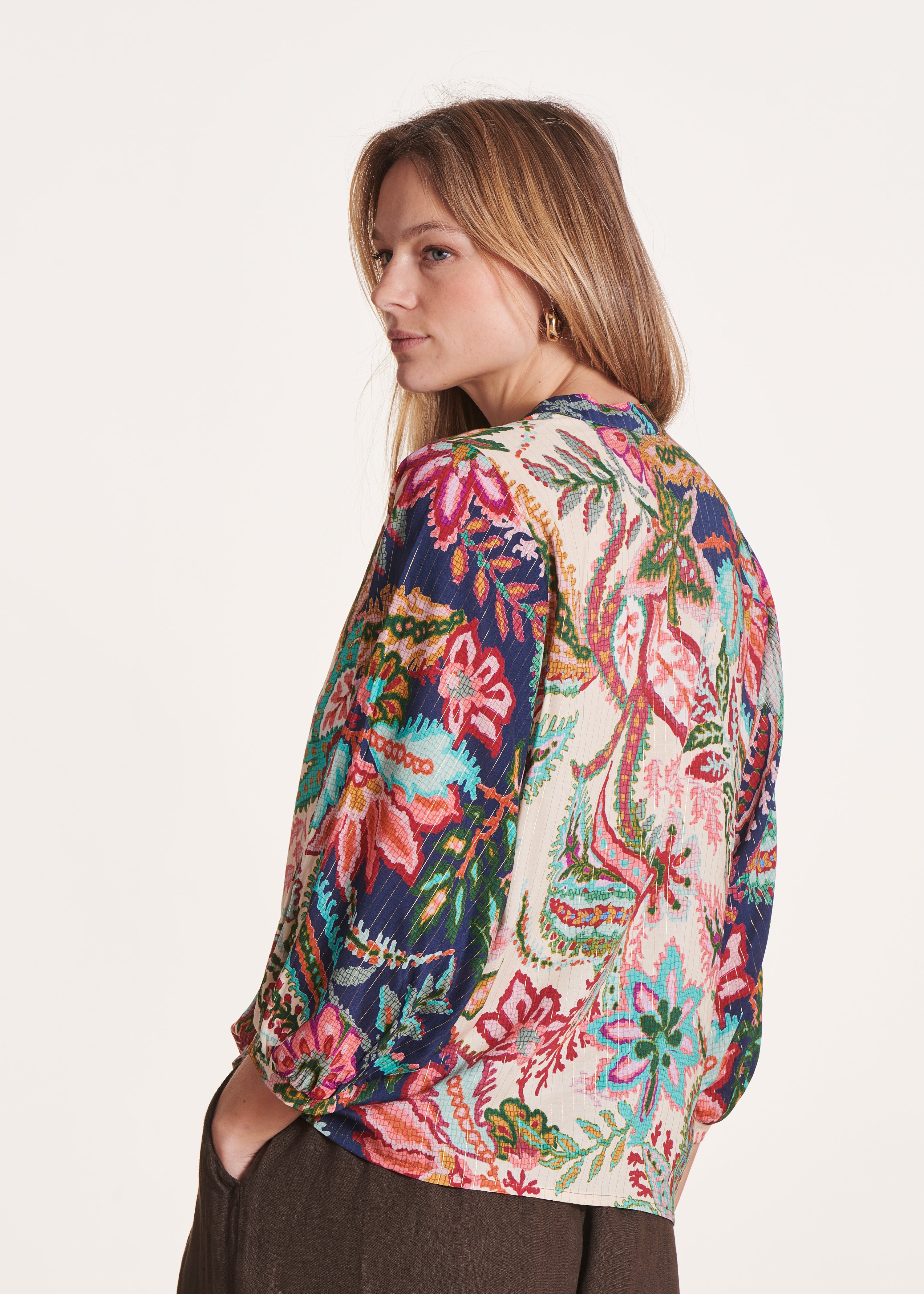 la-f-e-marabout-e-vince-top-rosa-blau-floral-weit image 3