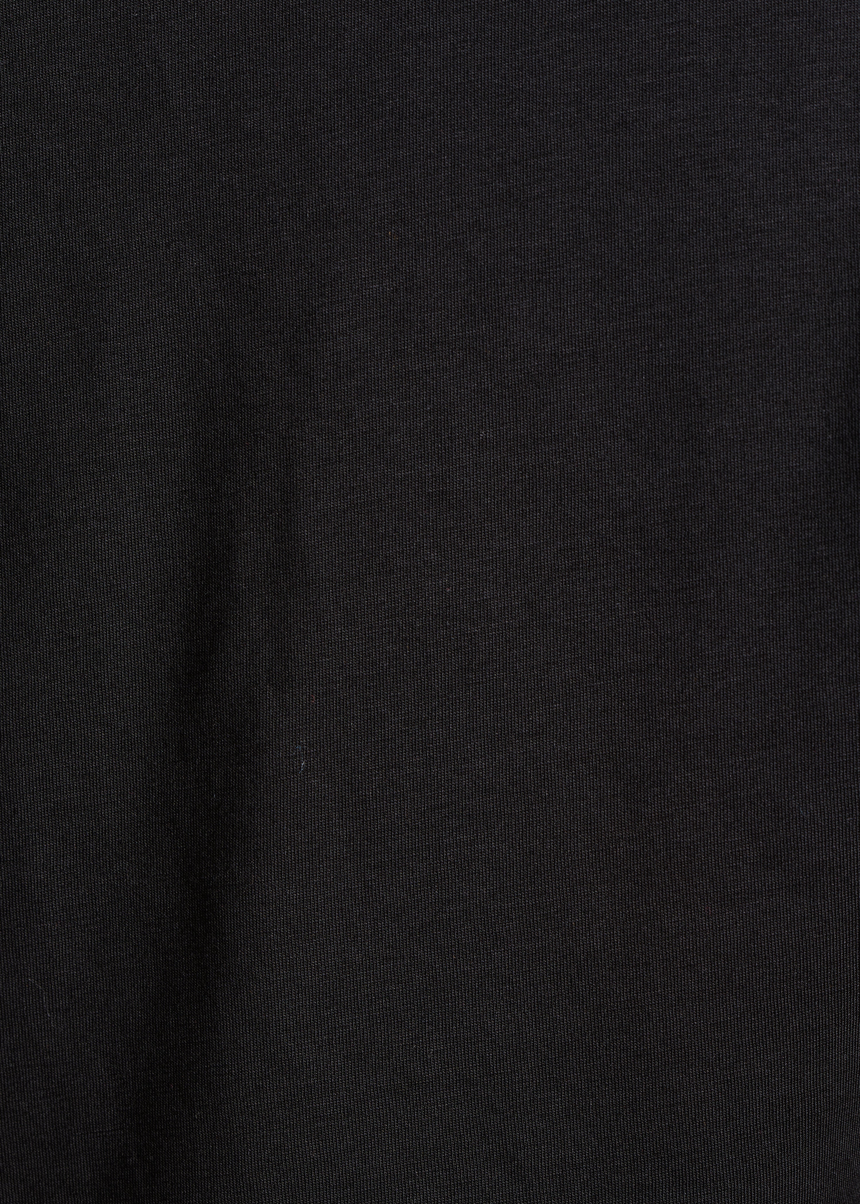 la-f-e-marabout-e-tops-t-shirt-schwarz-lyocell-v-ausschnitt image 4