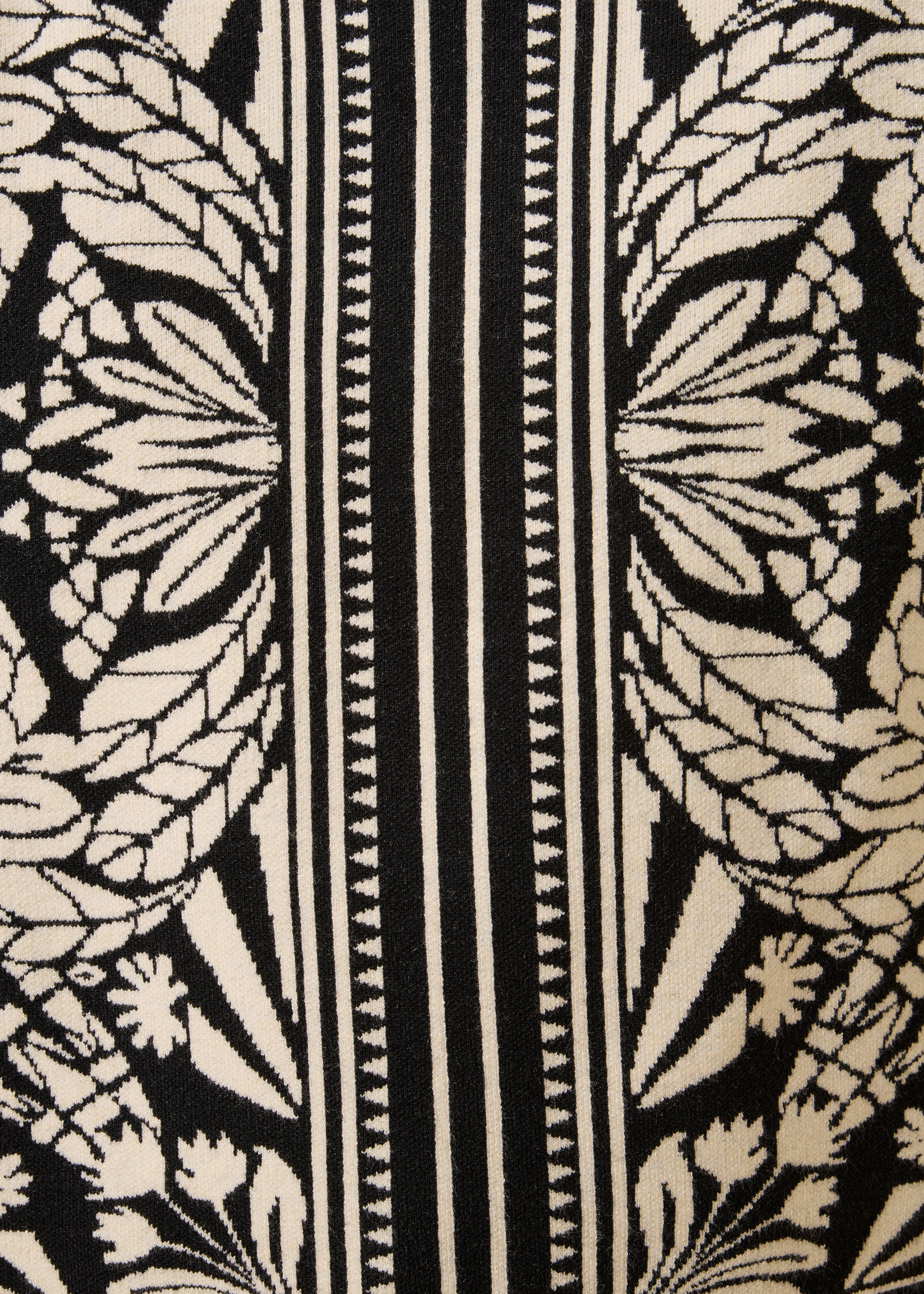 la-f-e-marabout-e-pullover-schwarz-wei-jacquard-gambie image 5