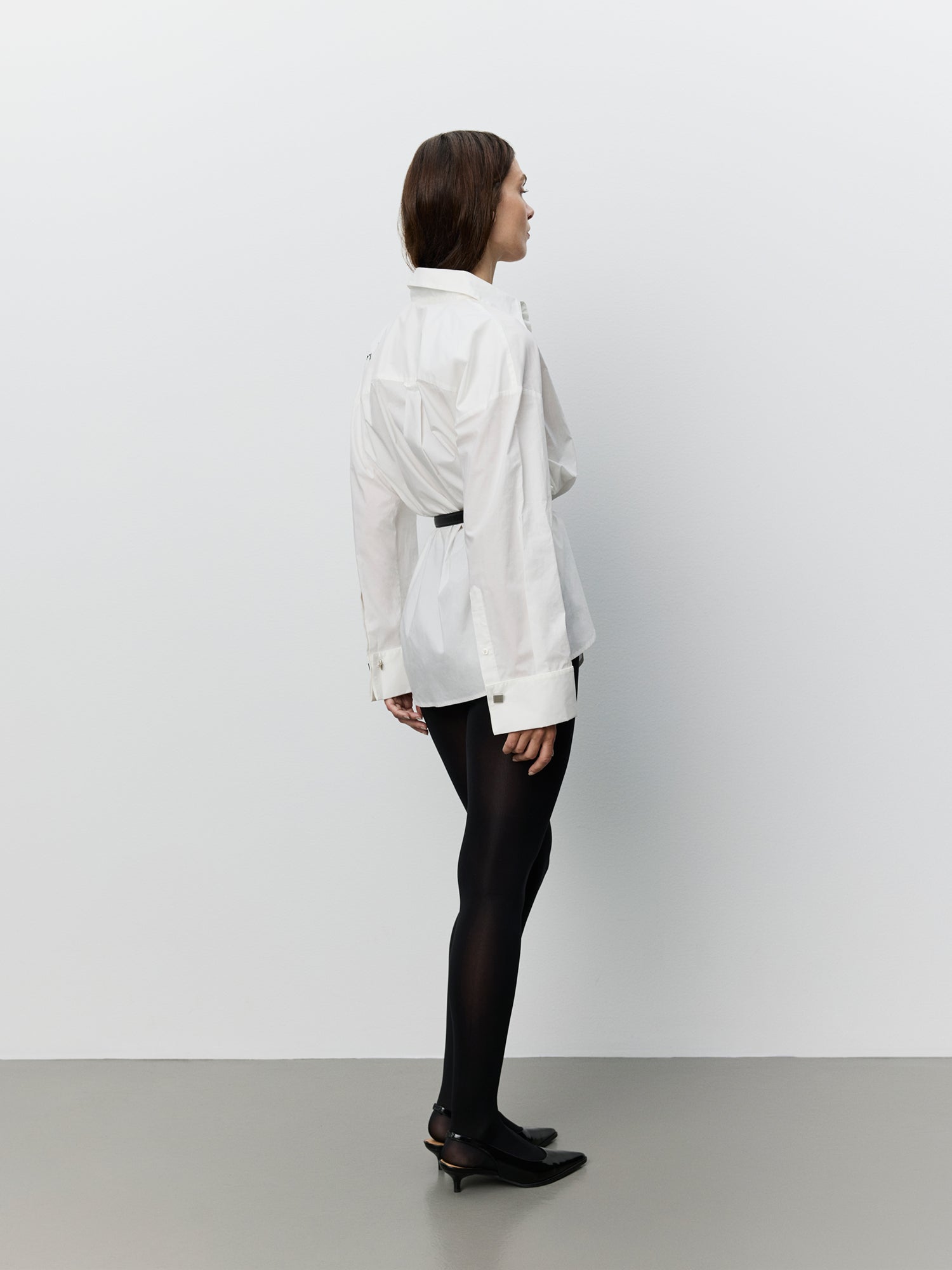 sofie-schnoor-women-icon-018-gavinasw-oversize-bluse-off-white image 3