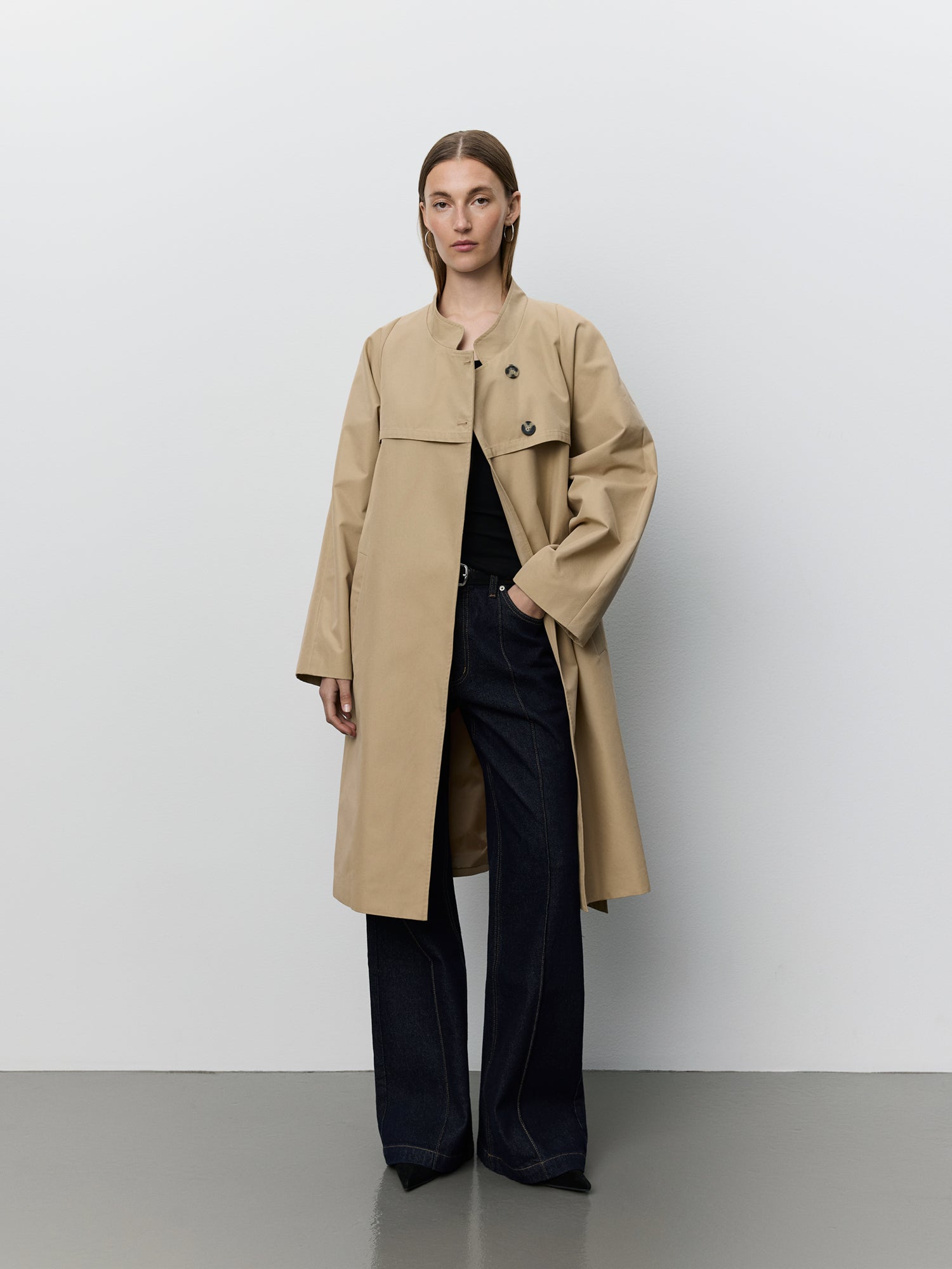sofie-schnoor-women-lizzysw-trenchcoat-camel-mantel-baumwolle image 2