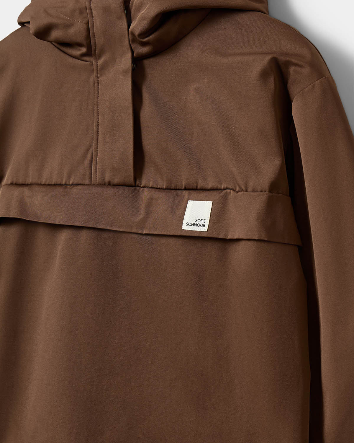 sofie-schnoor-young-trillesy-jacke-braun-windbreaker-kapuze image 3