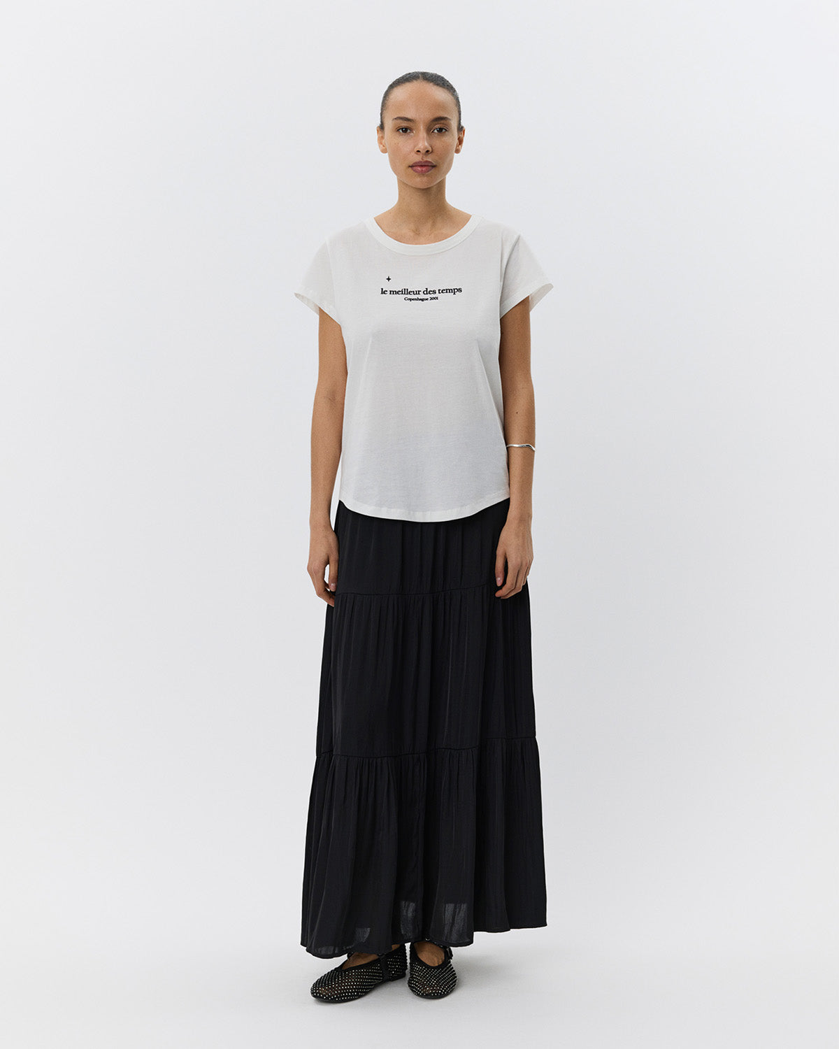 sofie-schnoor-women-zoeysw-t-shirt-snow-white-stickerei image 2