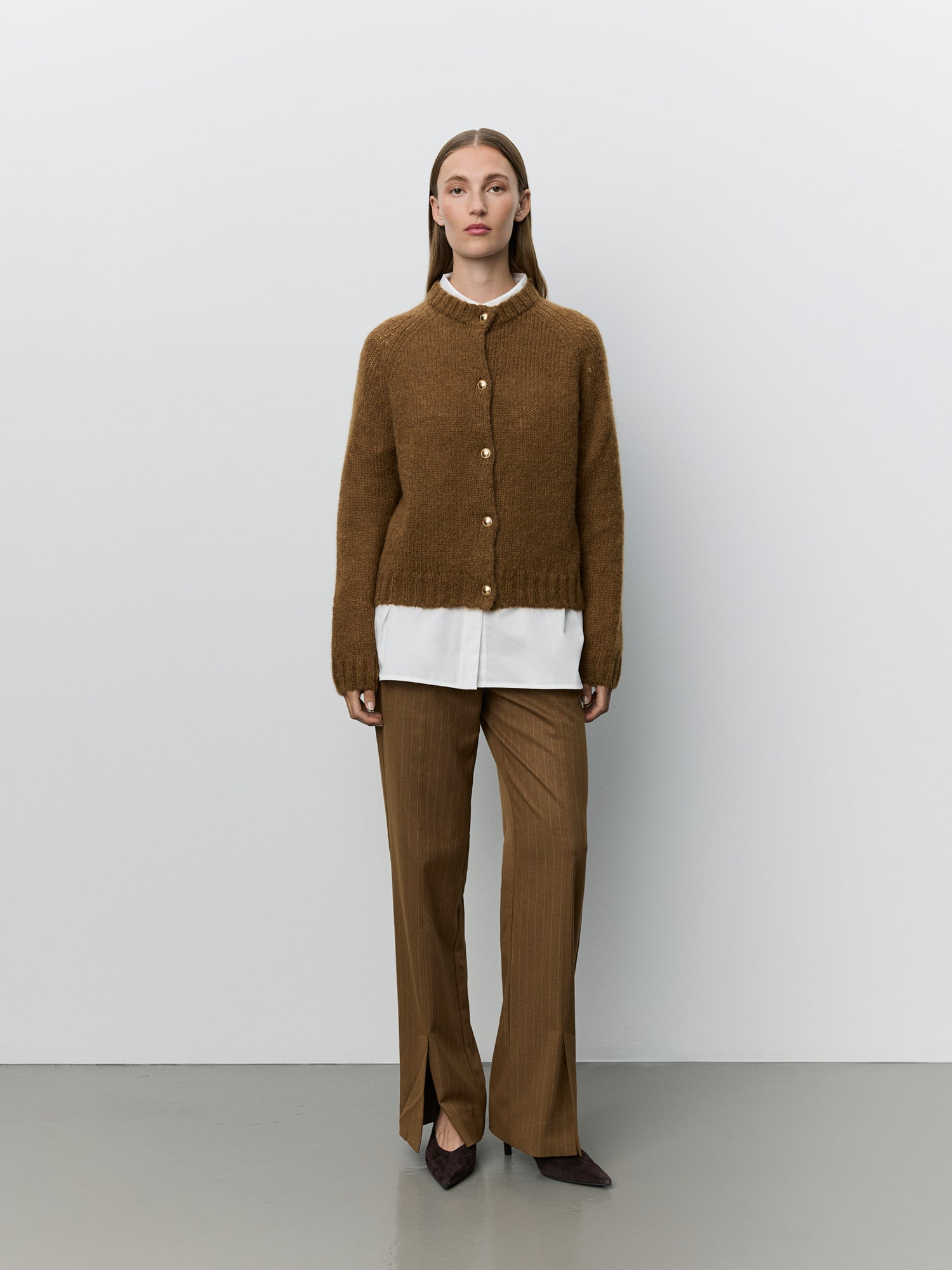sofie-schnoor-women-selmasw-strickjacke-maple-brown-mohair image 2