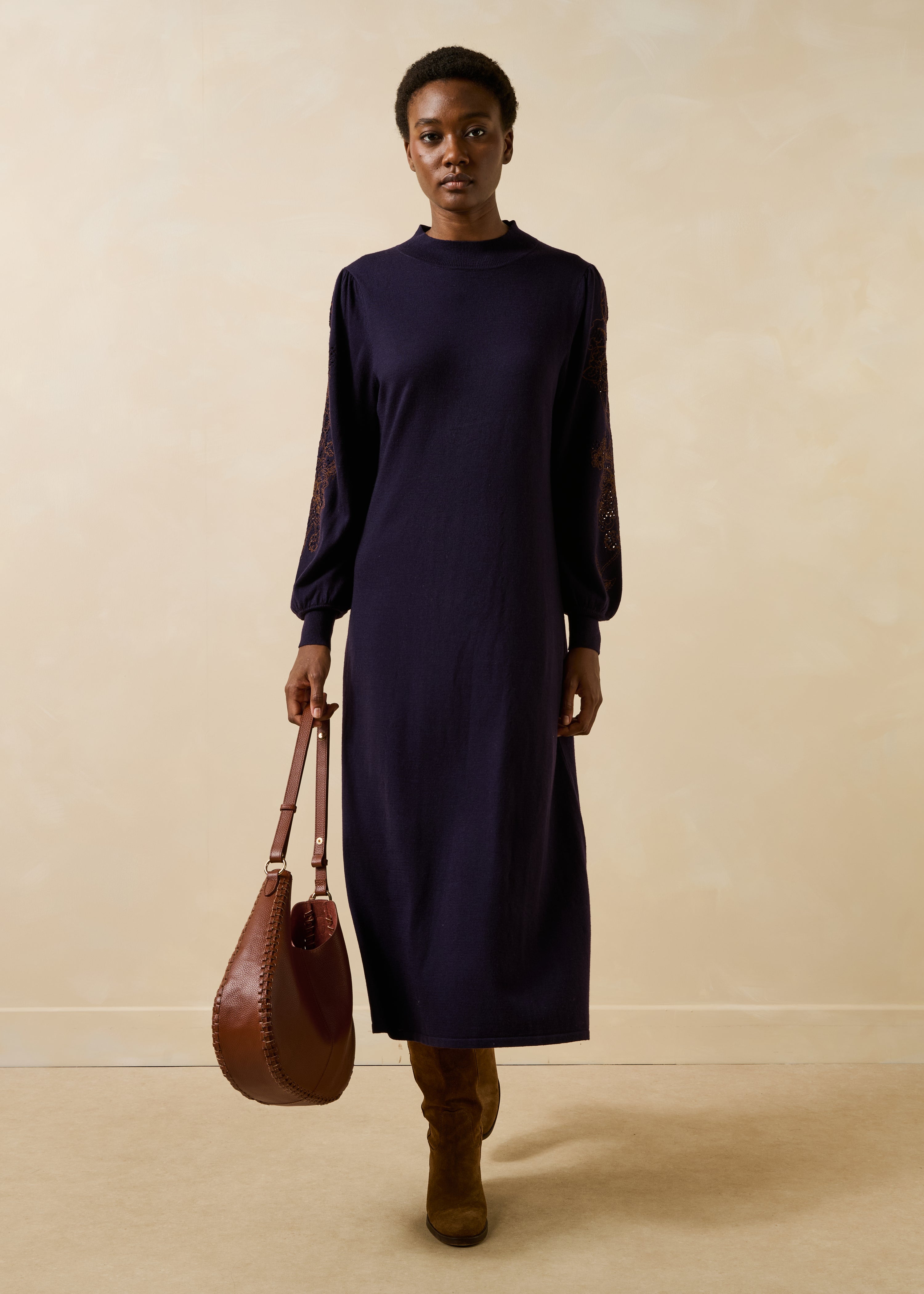la-f-e-marabout-e-gebina-kleid-violett-midi-stickerei image 1