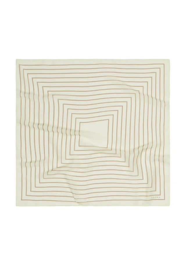 comma-accessoires-tuch-seidenmix-beige-quadratisch image 1