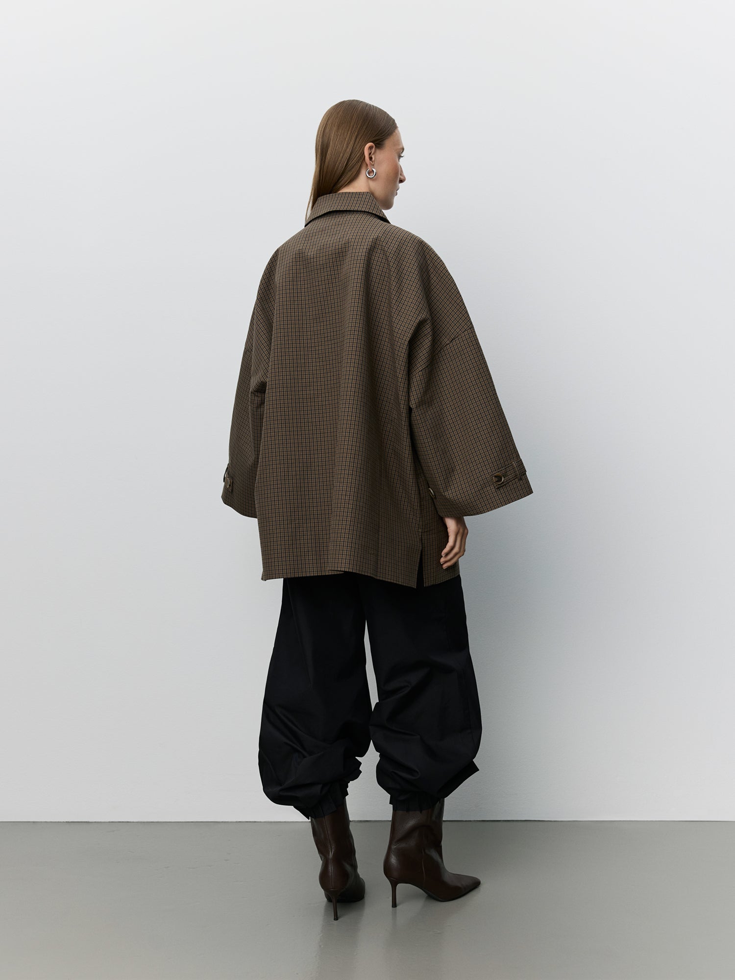sofie-schnoor-women-selinasw-oversized-coat-brown-check-baumwolle image 4