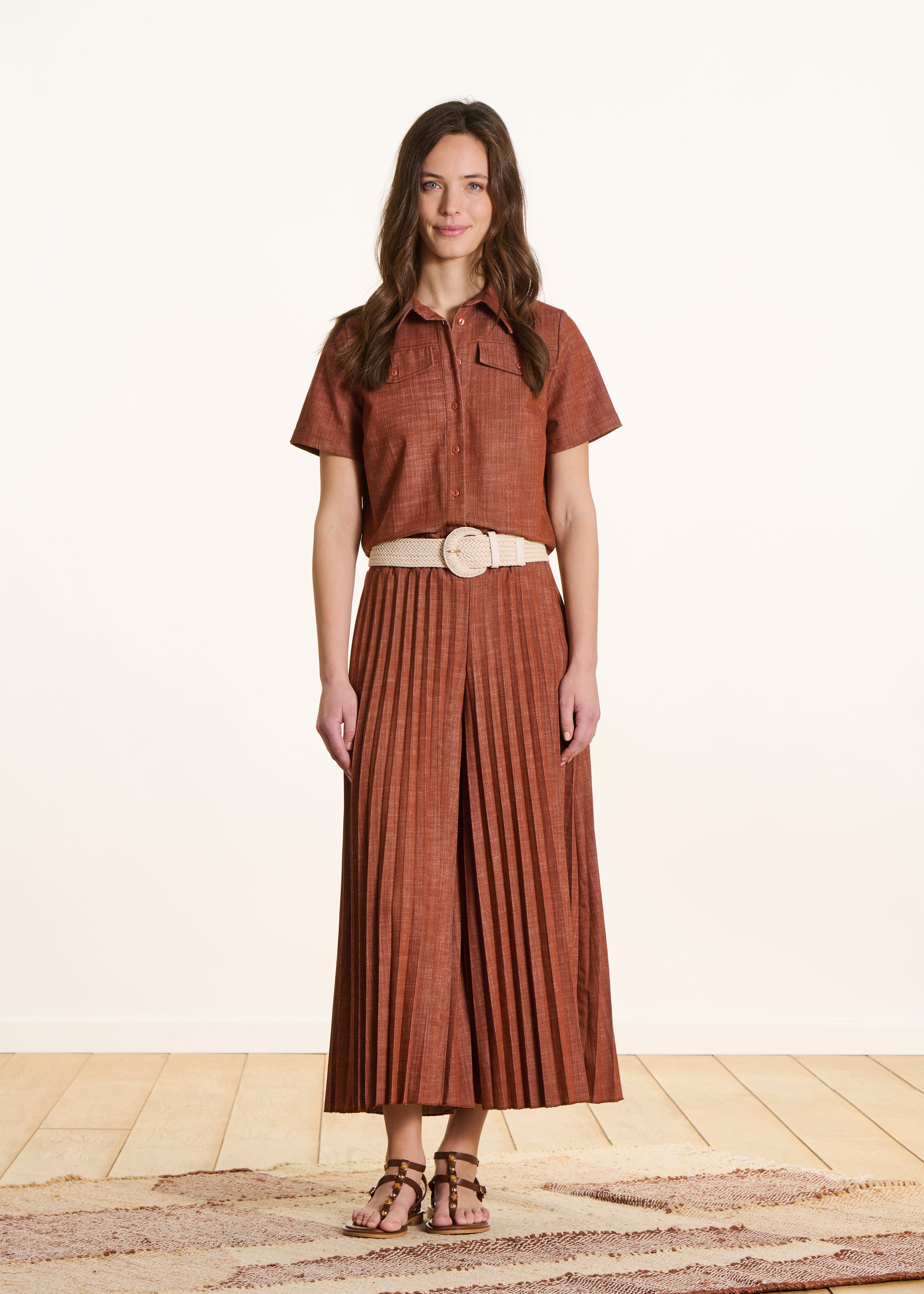 la-f-e-marabout-e-damaso-hose-cognac-denim-plissee image 2