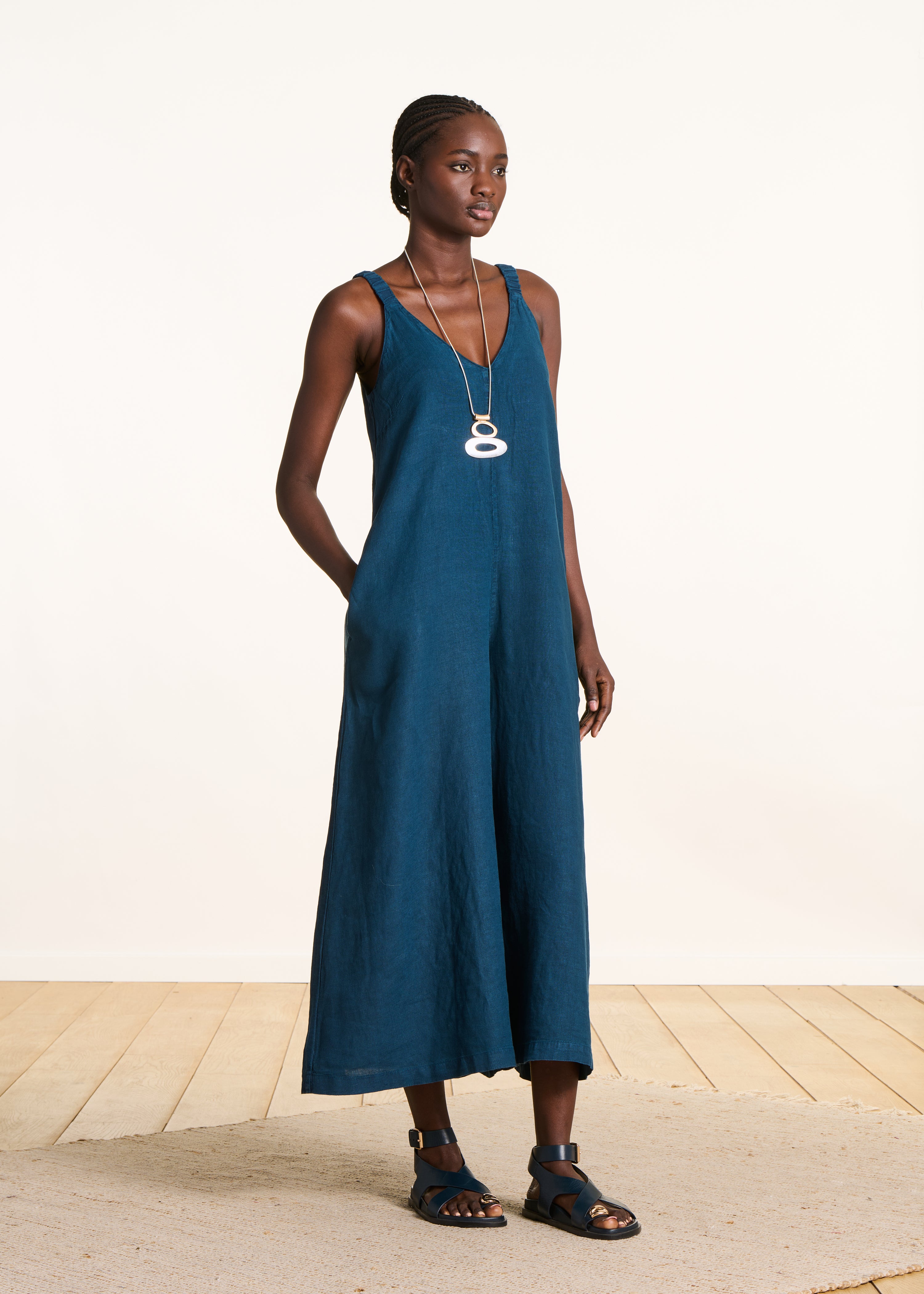 la-f-e-marabout-e-overall-leinen-petrol-v-ausschnitt image 1