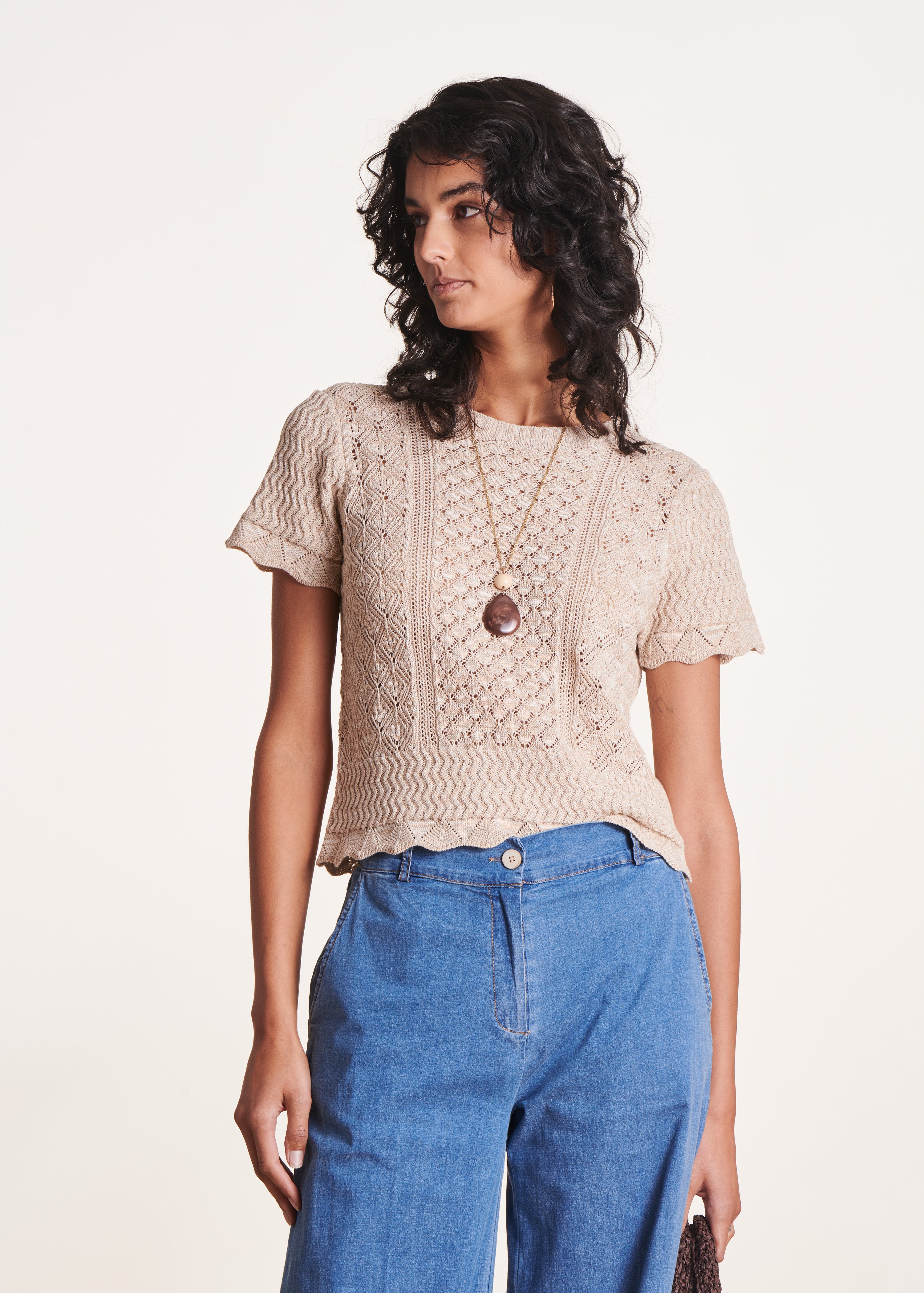 la-f-e-marabout-e-docile-pullover-beige-kurzarm-lochstrick image 1