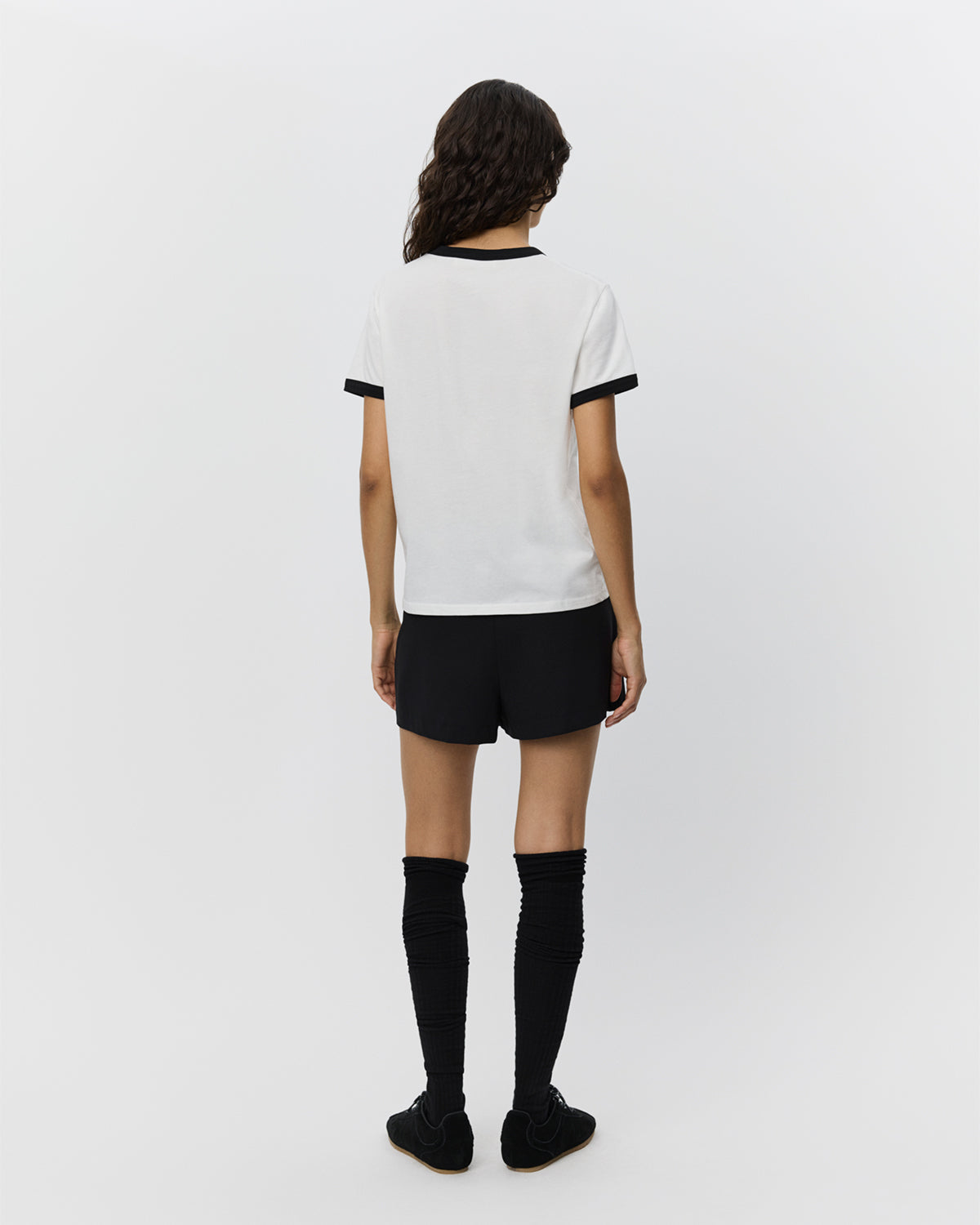 sofie-schnoor-women-nelliesw-shorts-schwarz-skort image 4