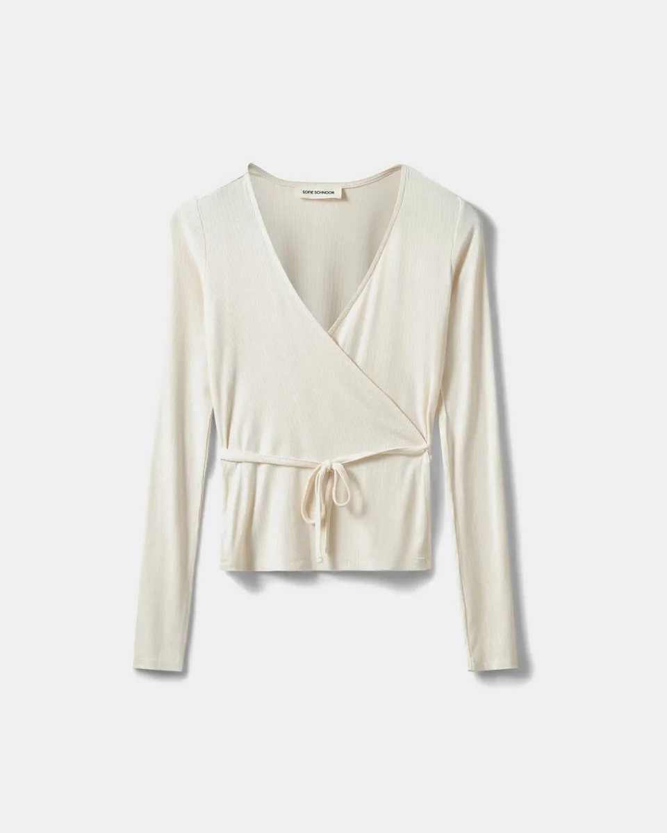 sofie-schnoor-women-joodysw-wickelbluse-viskose-off-white image 1