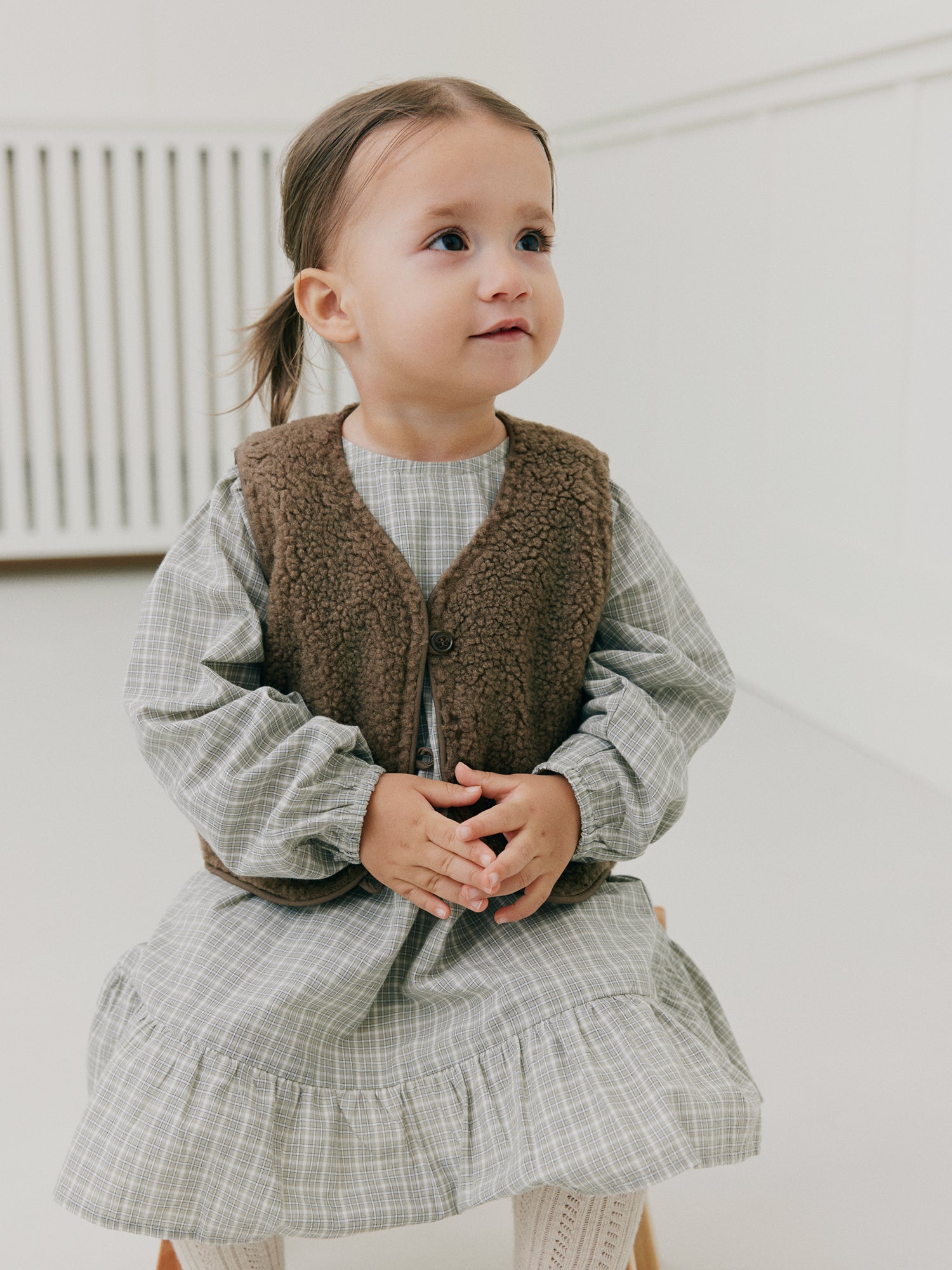 sofie-schnoor-rebakb-weste-kids-hellbraun-teddy-gr-86 image 6