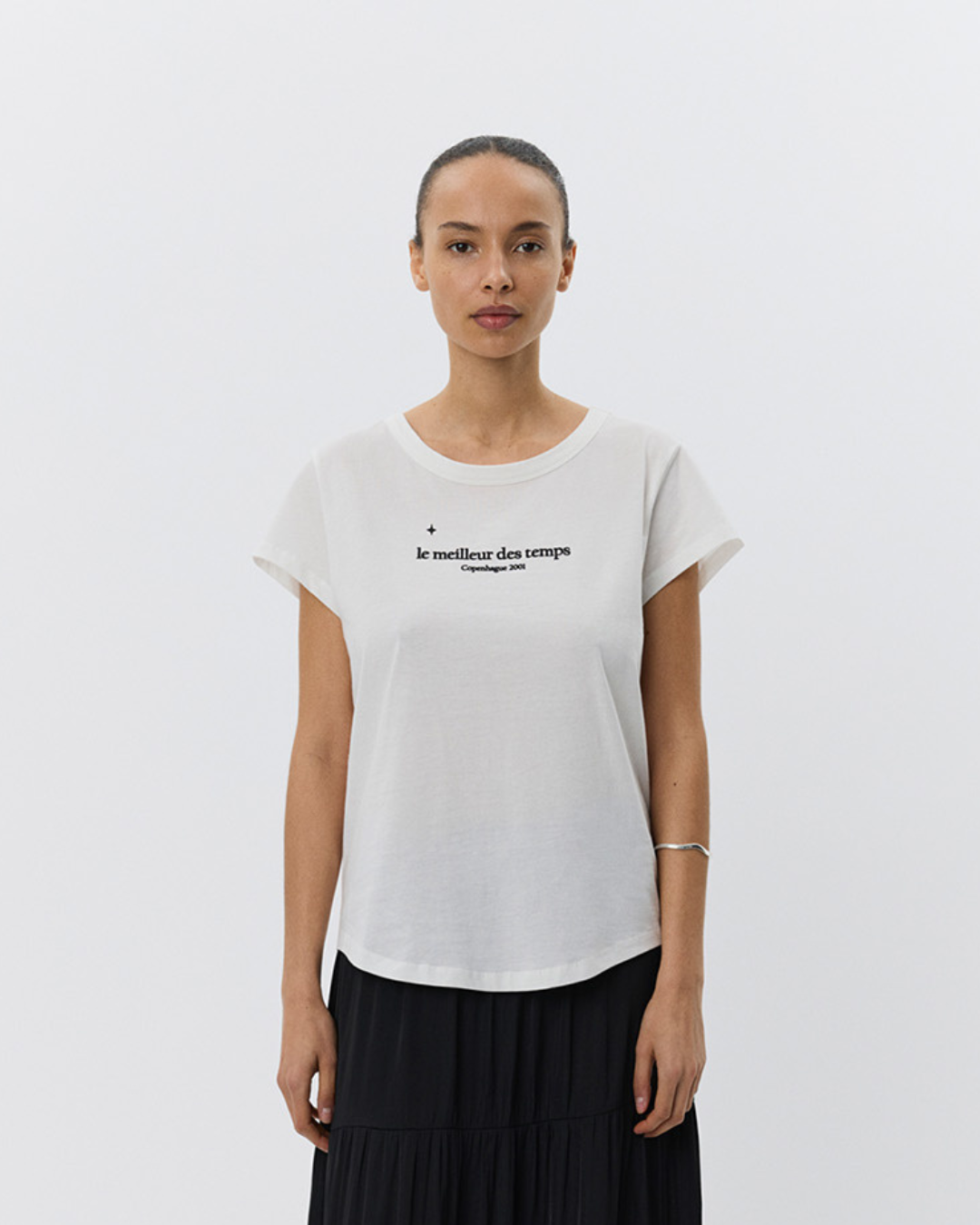 sofie-schnoor-women-zoeysw-t-shirt-snow-white-stickerei image 5