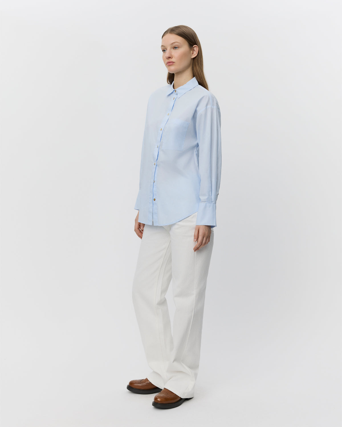 sofie-schnoor-women-adalenesw-shirt-hellblau-oversize image 4