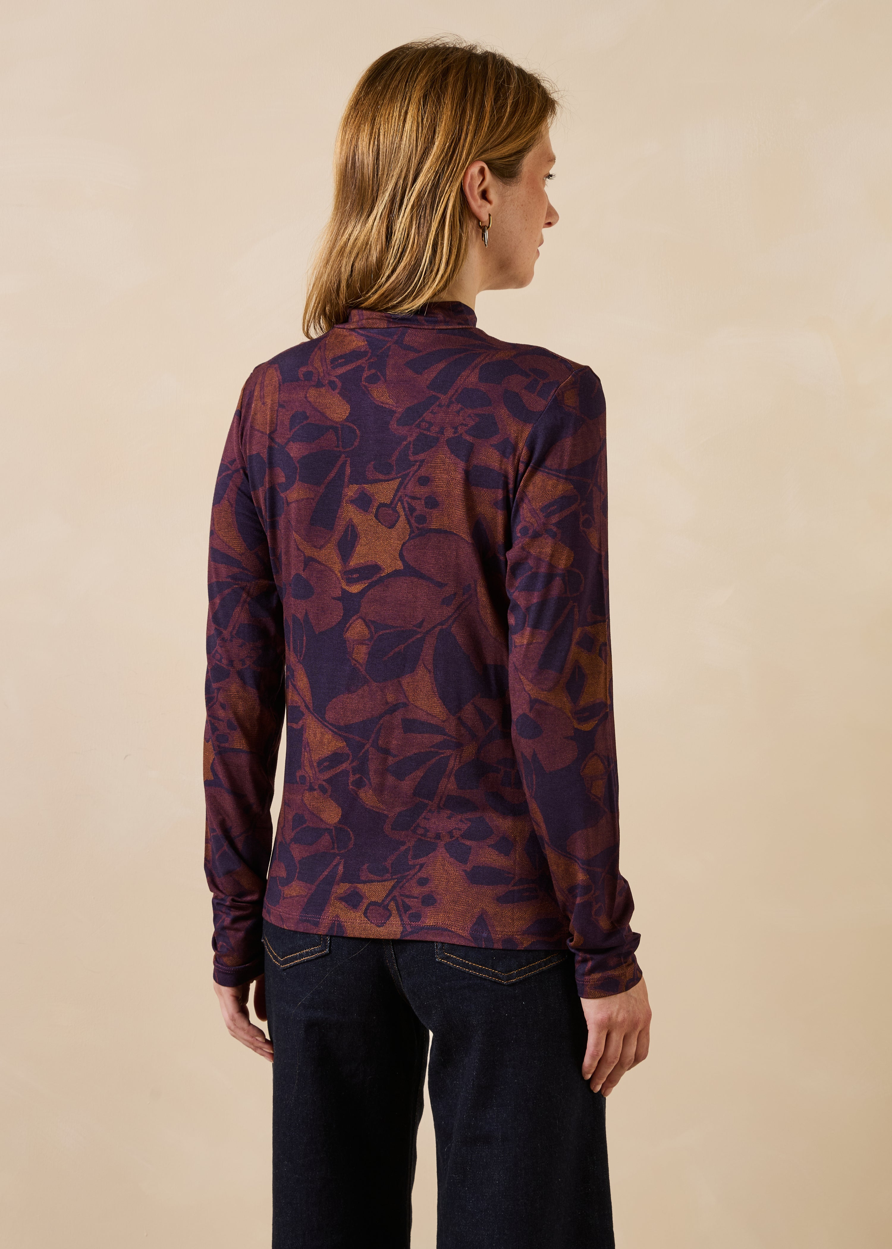 la-f-e-marabout-e-covola-t-shirt-lila-floral-langarm image 3