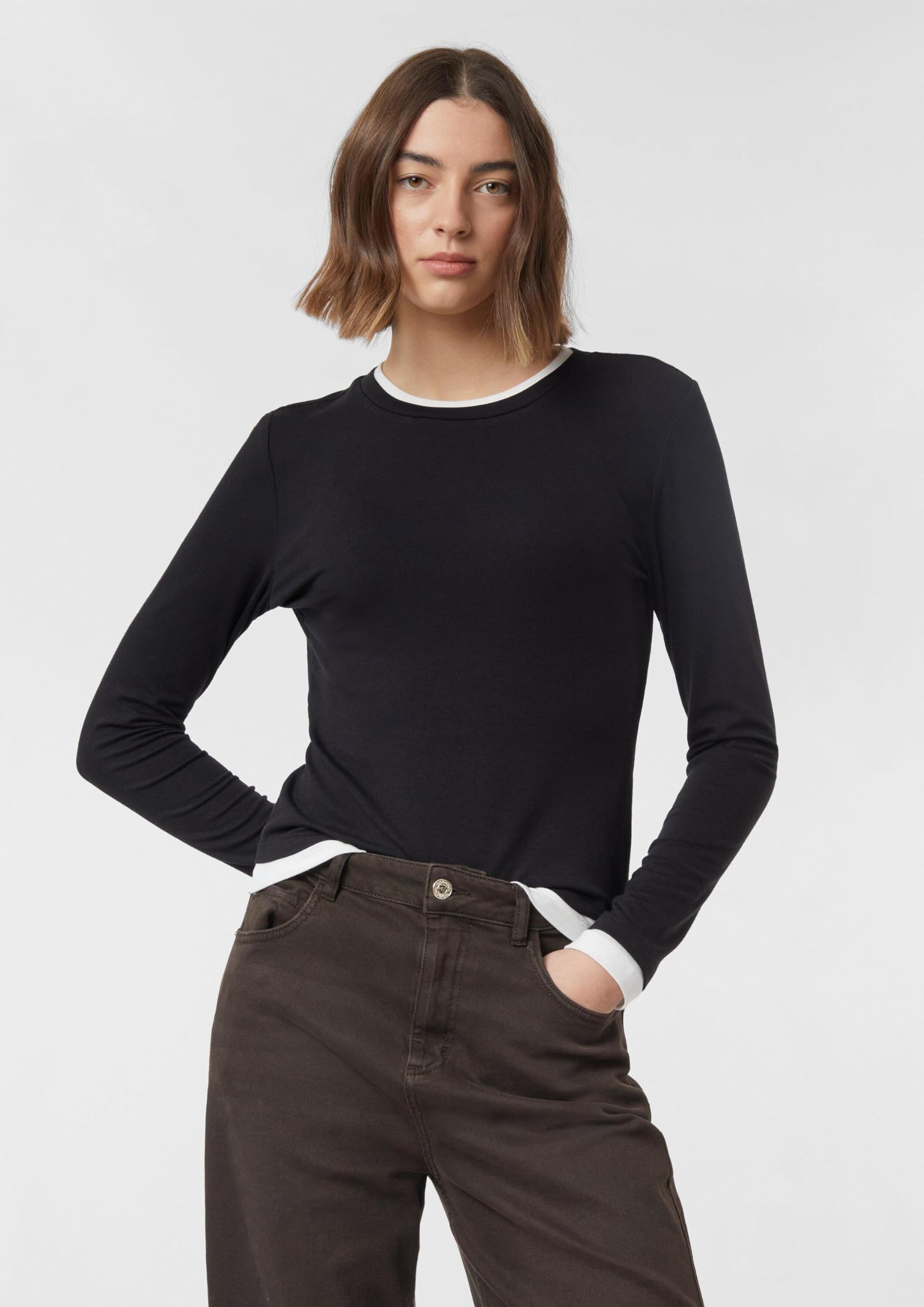 comma-langarm-shirt-viskose-rundhals-grey-black-slim-fit image 7