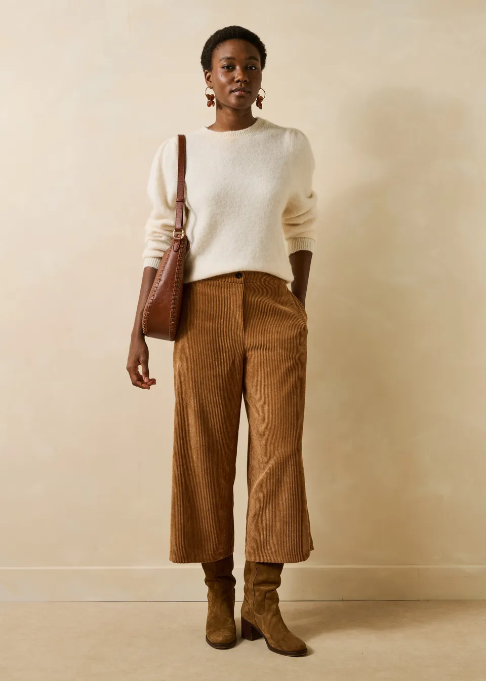 la-f-e-marabout-e-gatine-hose-cord-camel-cropped-weit image 1