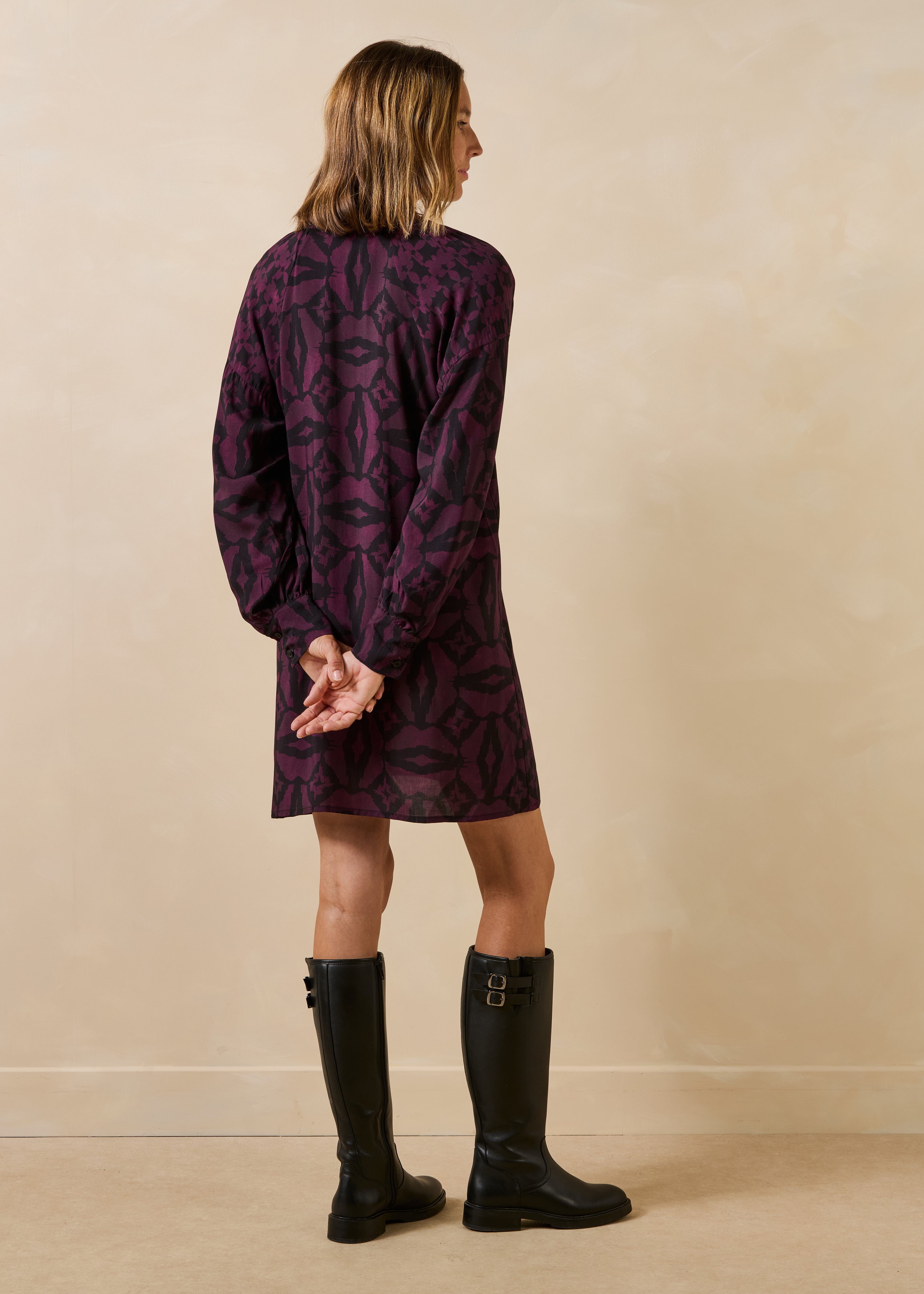 la-f-e-marabout-e-gopal-kleid-schwarz-bordeaux-ethno-print image 2