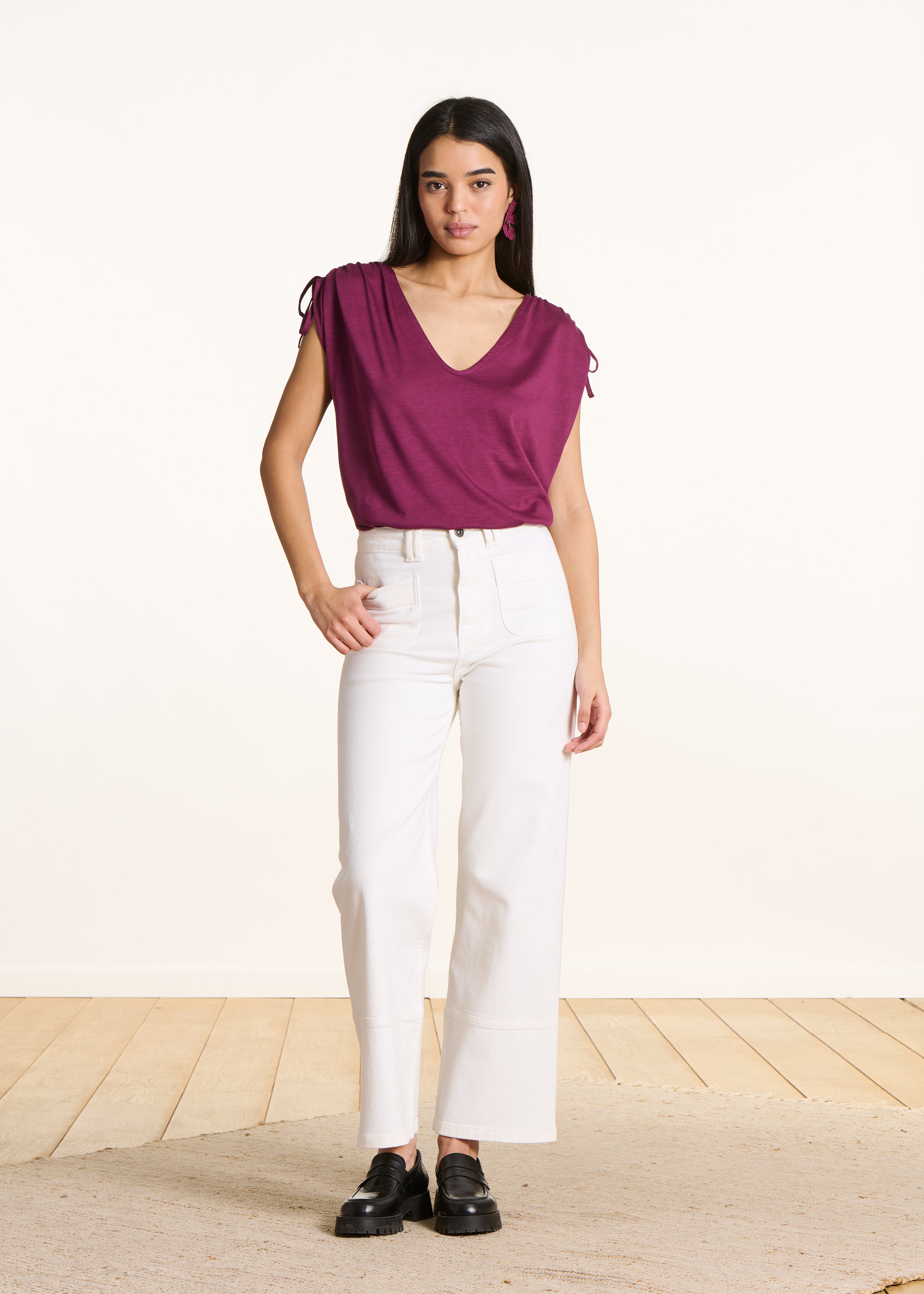 la-f-e-marabout-e-filou-t-shirt-v-ausschnitt-violett-damen image 2