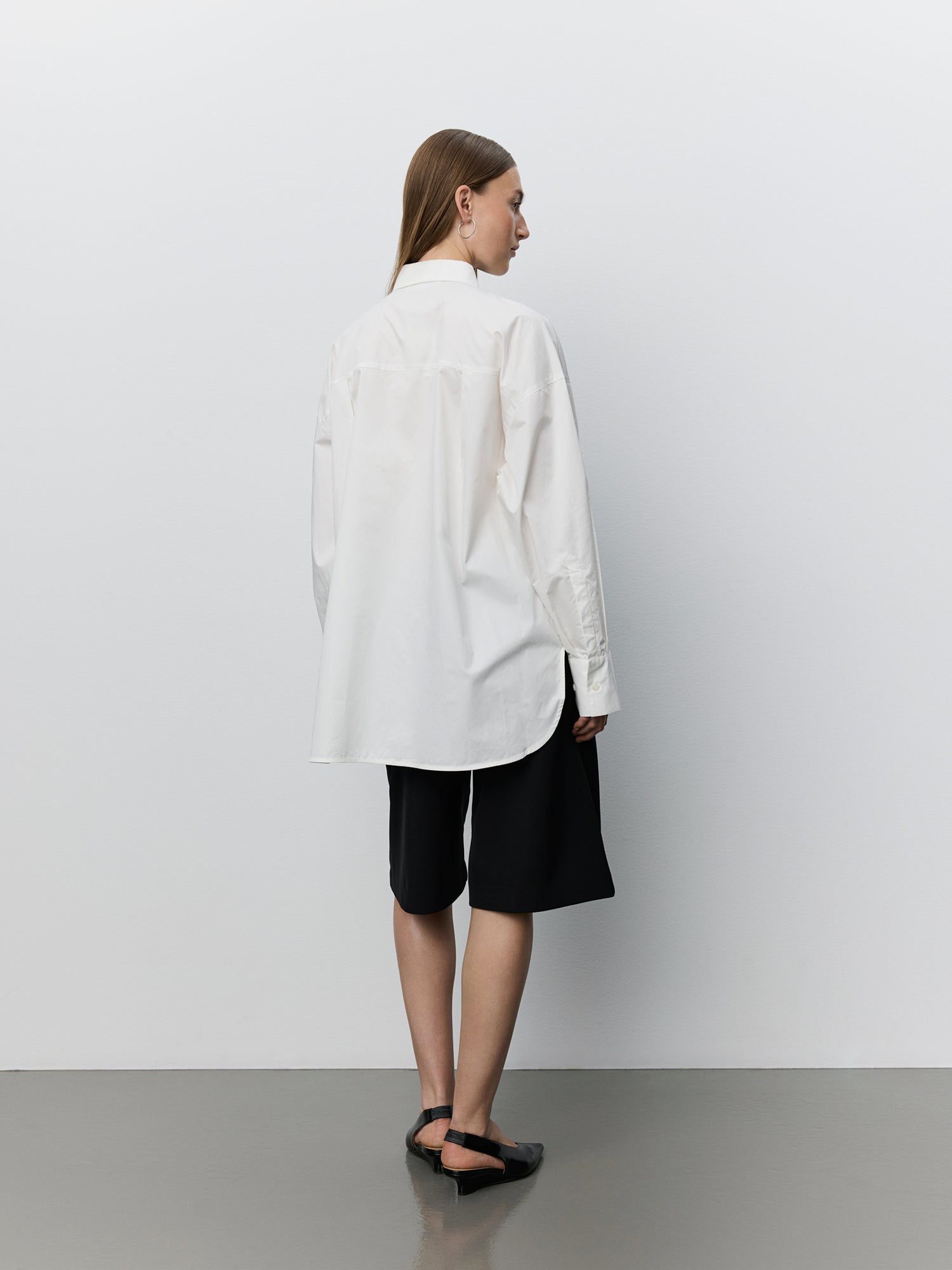 sofie-schnoor-women-alinasw-oversized-hemd-wei-baumwolle image 3