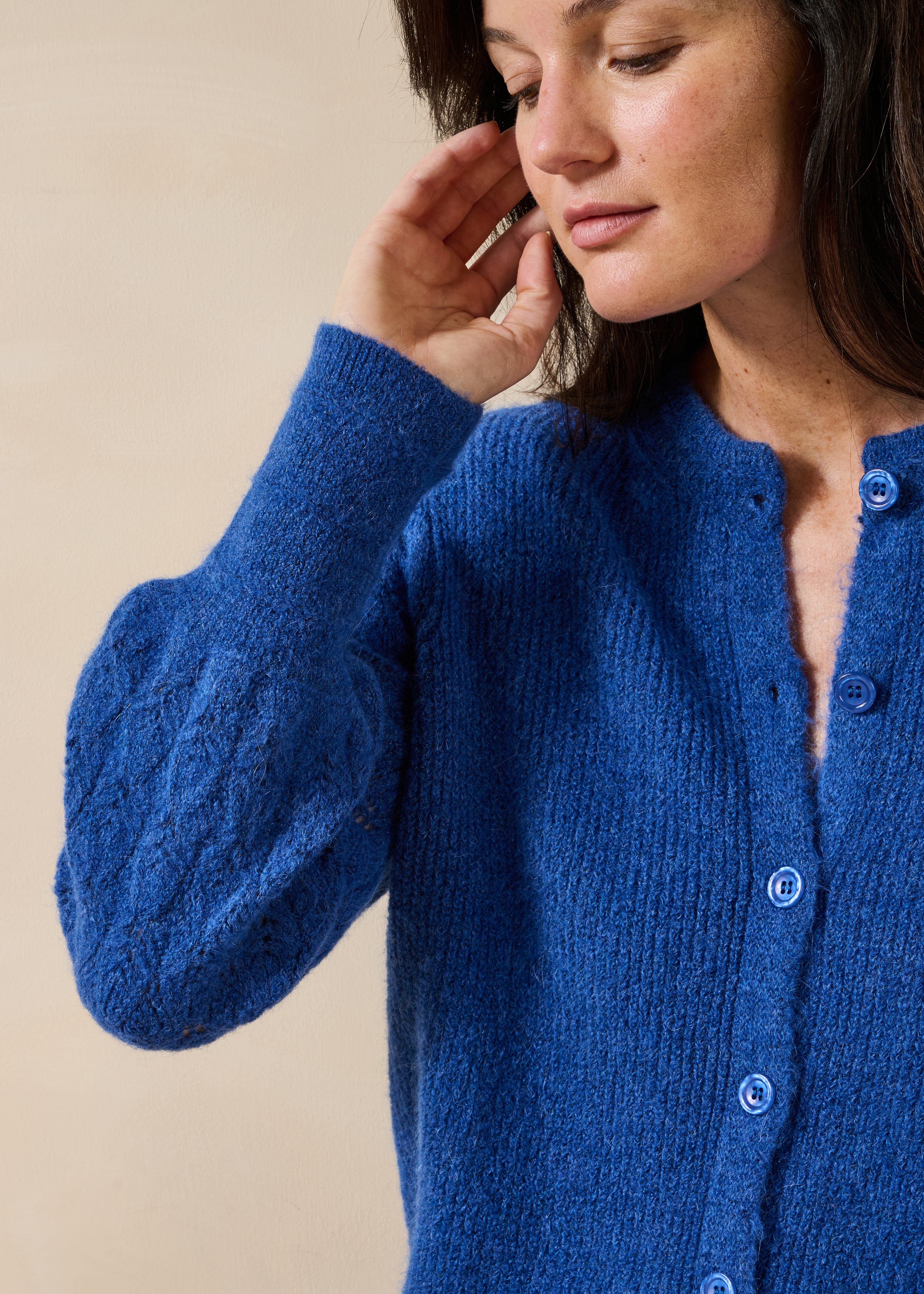 la-f-e-marabout-e-gadiri-strickjacke-saphirblau-alpaka image 5