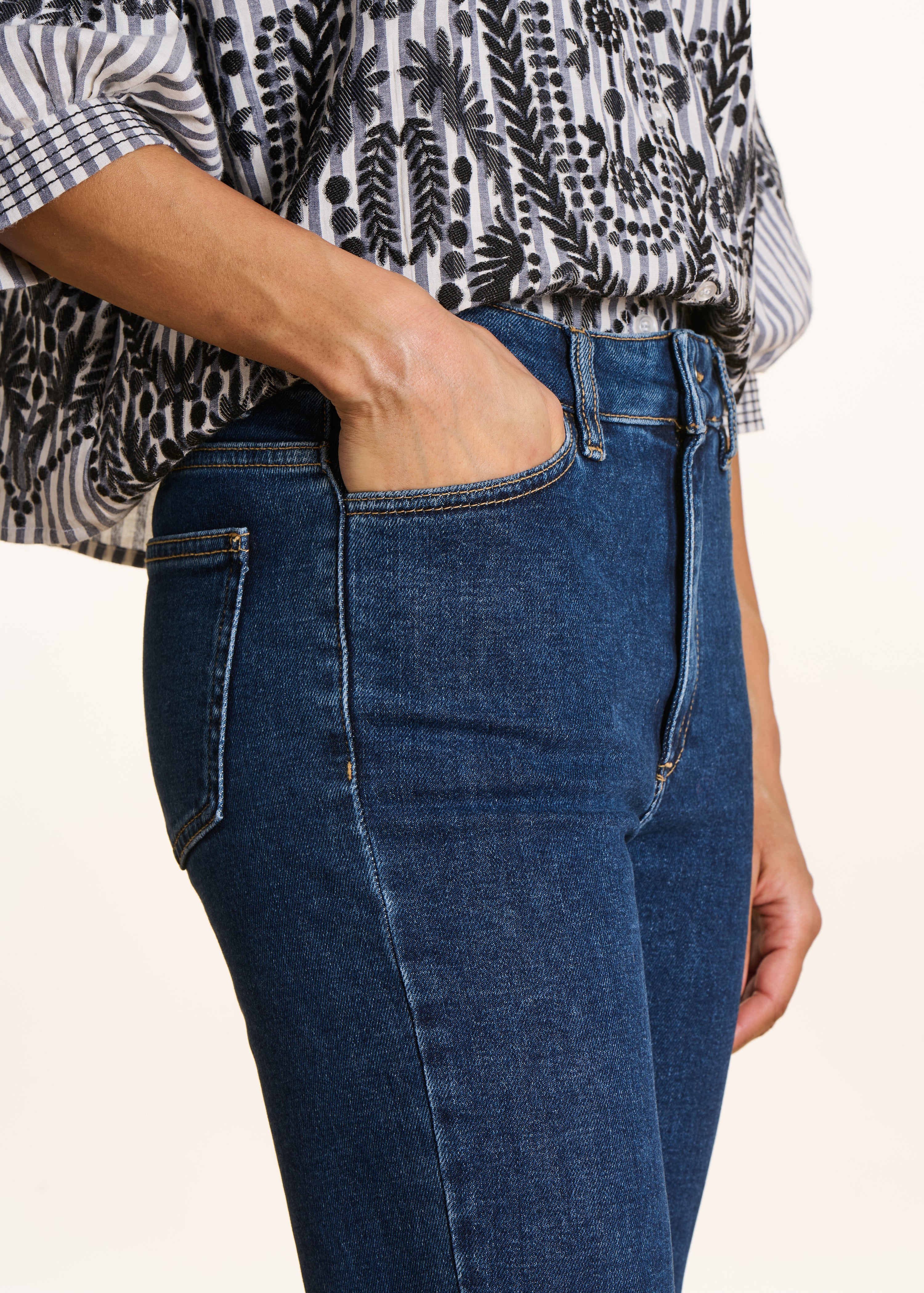 la-f-e-marabout-e-smiky-jeans-medium-gr-34-bio image 5