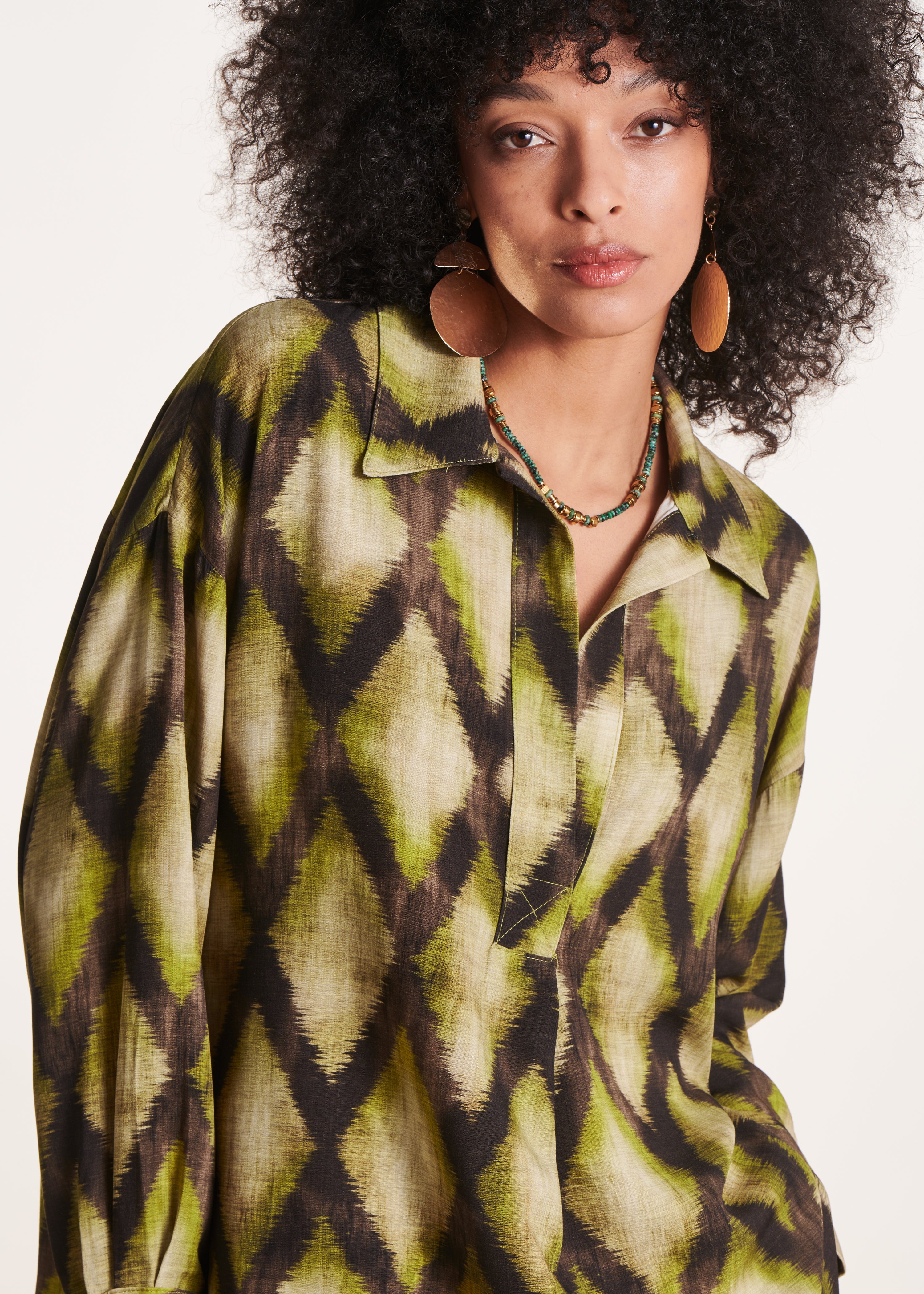 la-f-e-marabout-e-zaima-top-kaki-oversize-print-viskose image 5