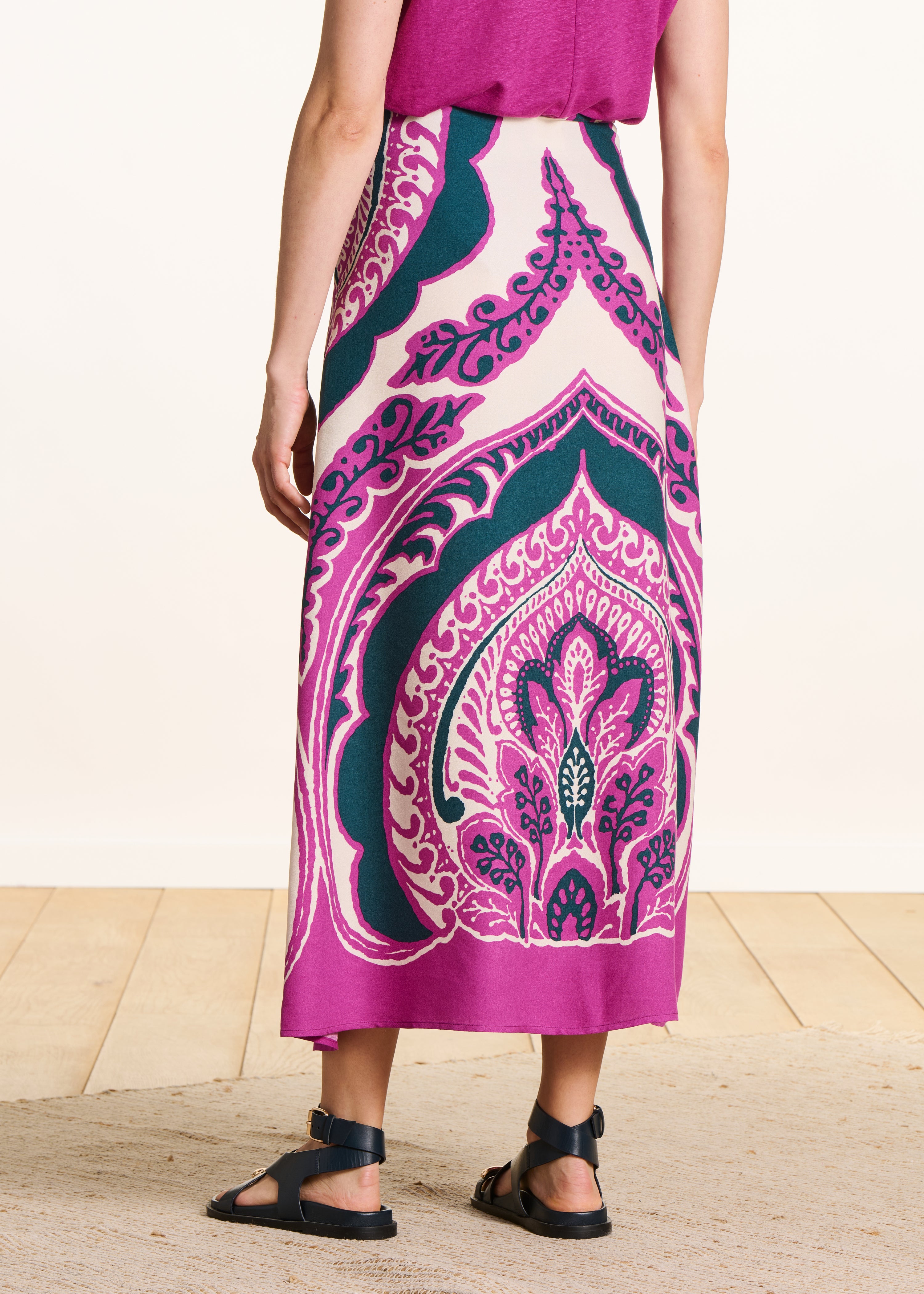la-f-e-marabout-e-clodia-midirock-violett-paisley-muster image 3