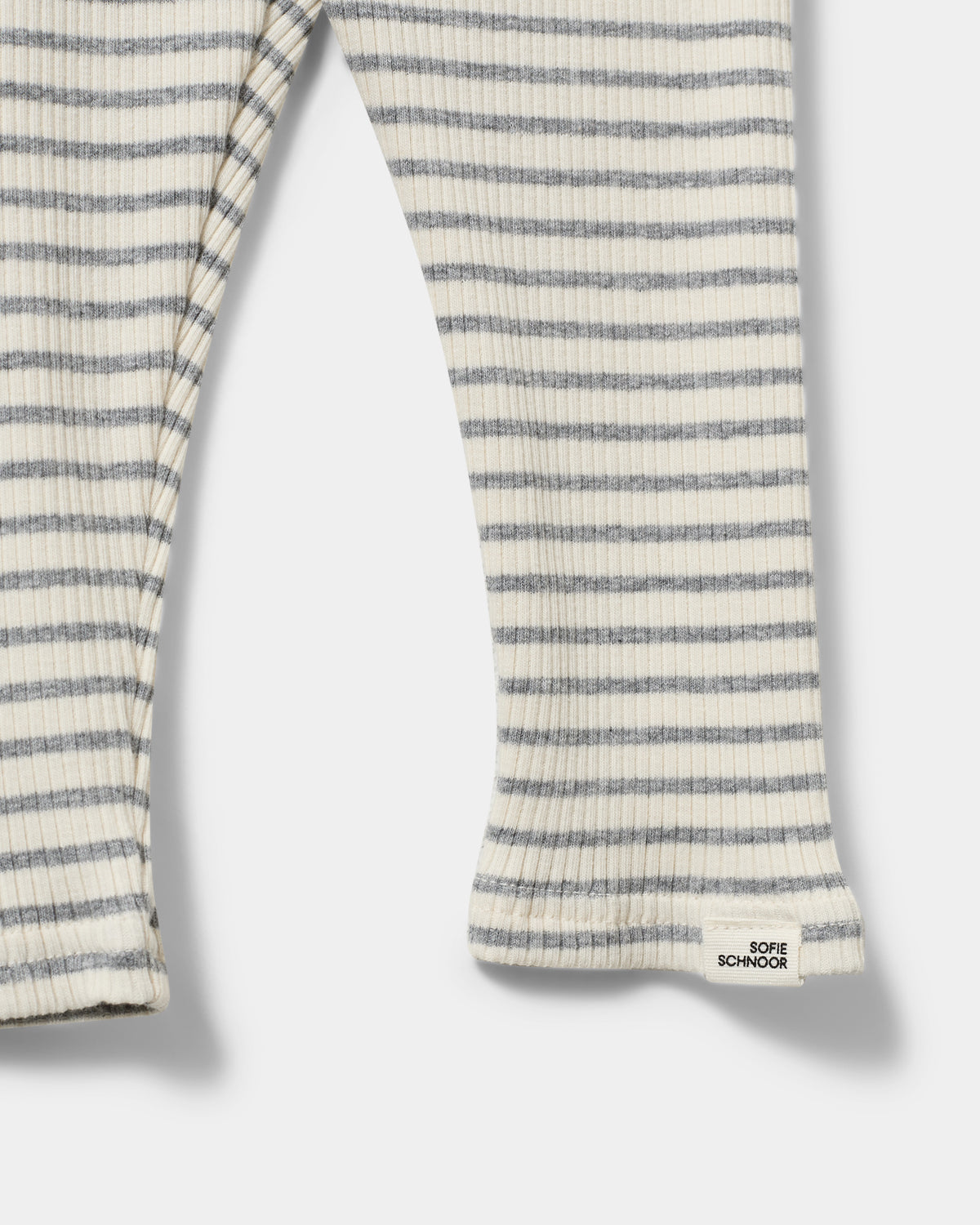 sofie-schnoor-kids-nalinekb-leggings-grau-gestreift image 3