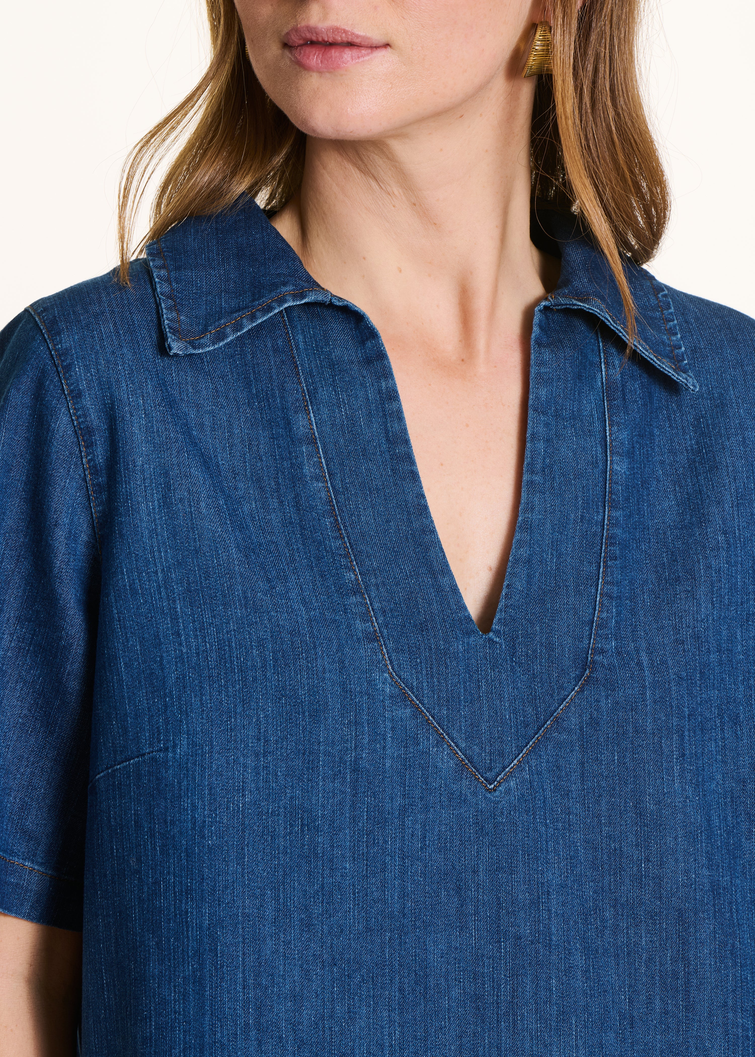la-f-e-marabout-e-frida-jeanskleid-kurz-medium-polokragen image 4
