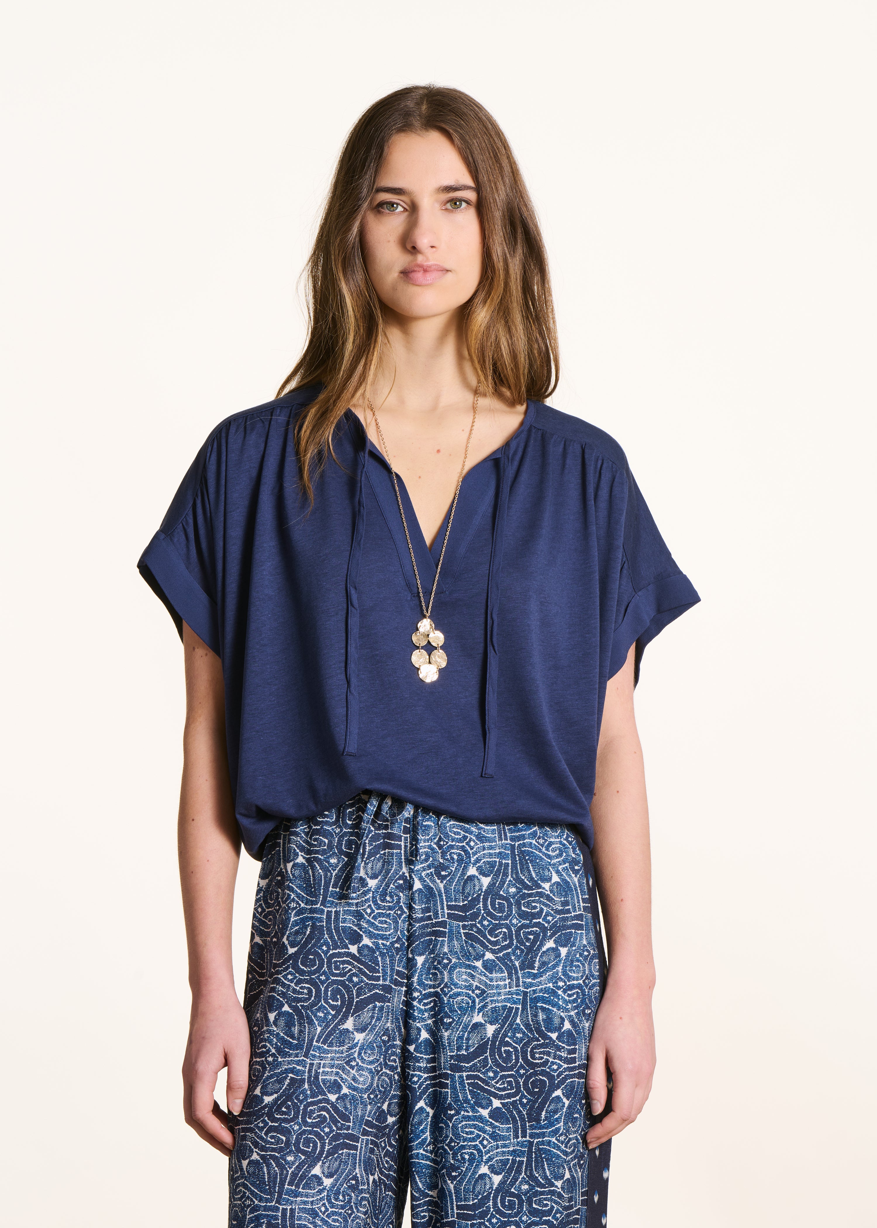 la-f-e-marabout-e-fino-t-shirt-blau-lyocell-weit image 1