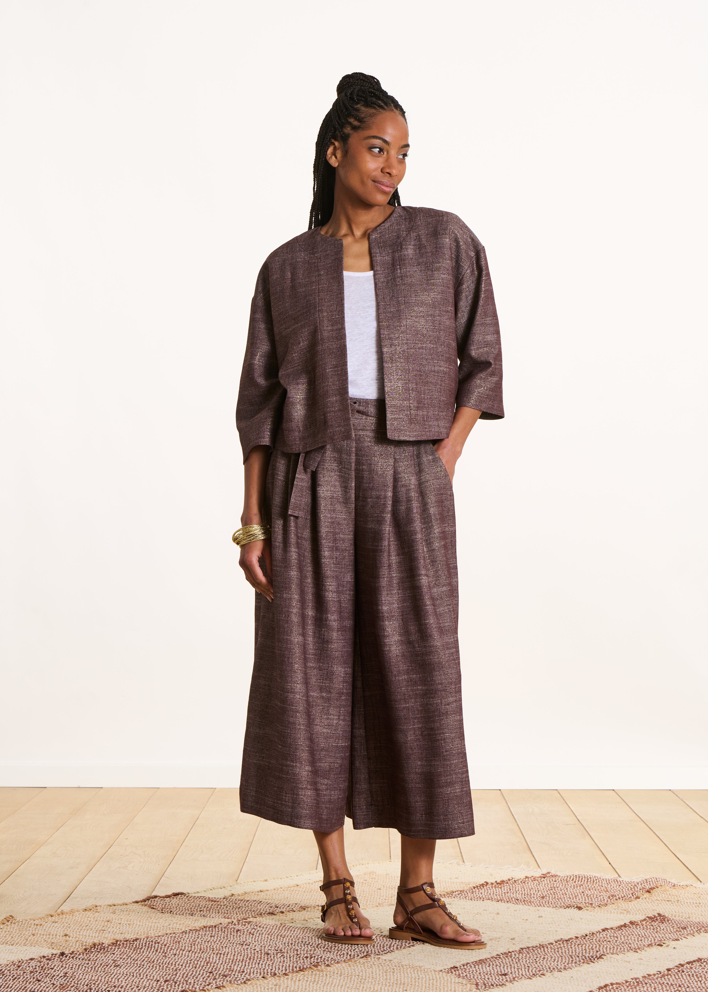 la-f-e-marabout-e-dilou-jacke-braun-schimmernd-kurz image 2