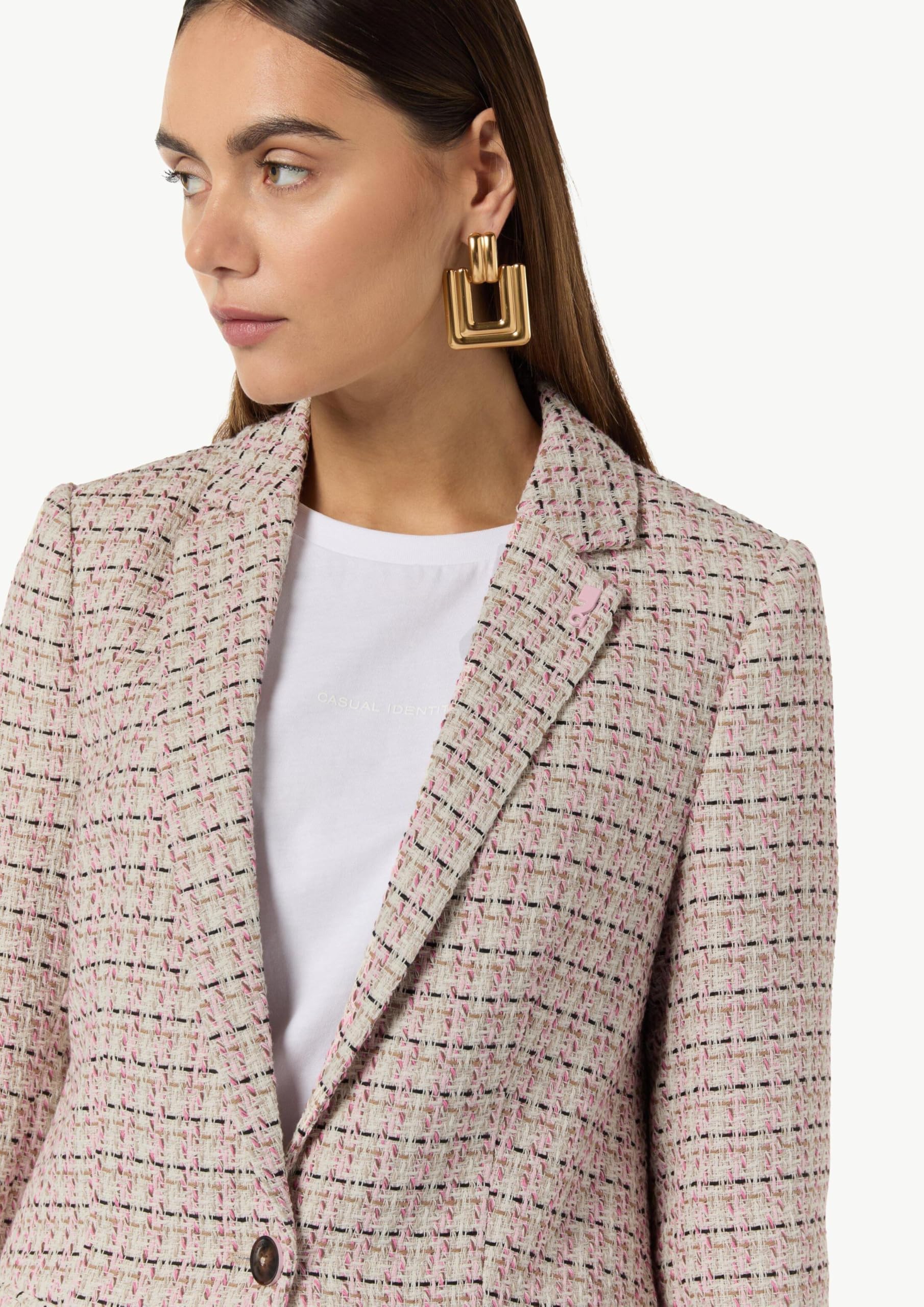 comma-blazer-aus-boucl-blazer-boucl-elegant image 4