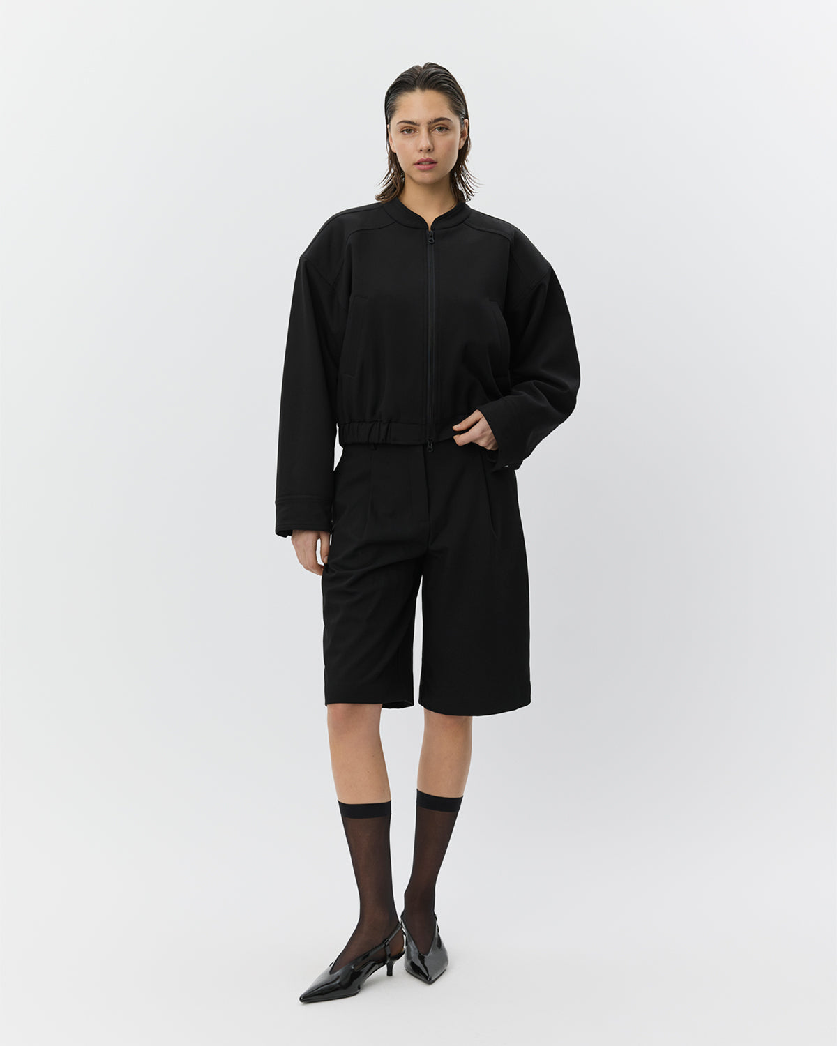 sofie-schnoor-luzy-bomberjacke-schwarz-cropped-gr-34-42 image 2