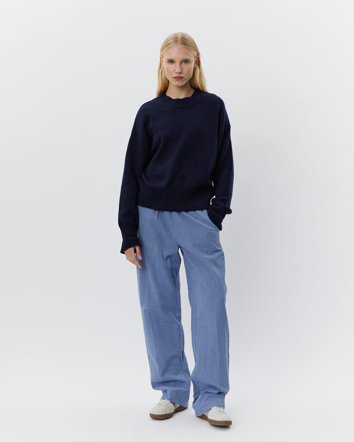 sofie-schnoor-women-hopesw-pullover-navy-wolle image 2