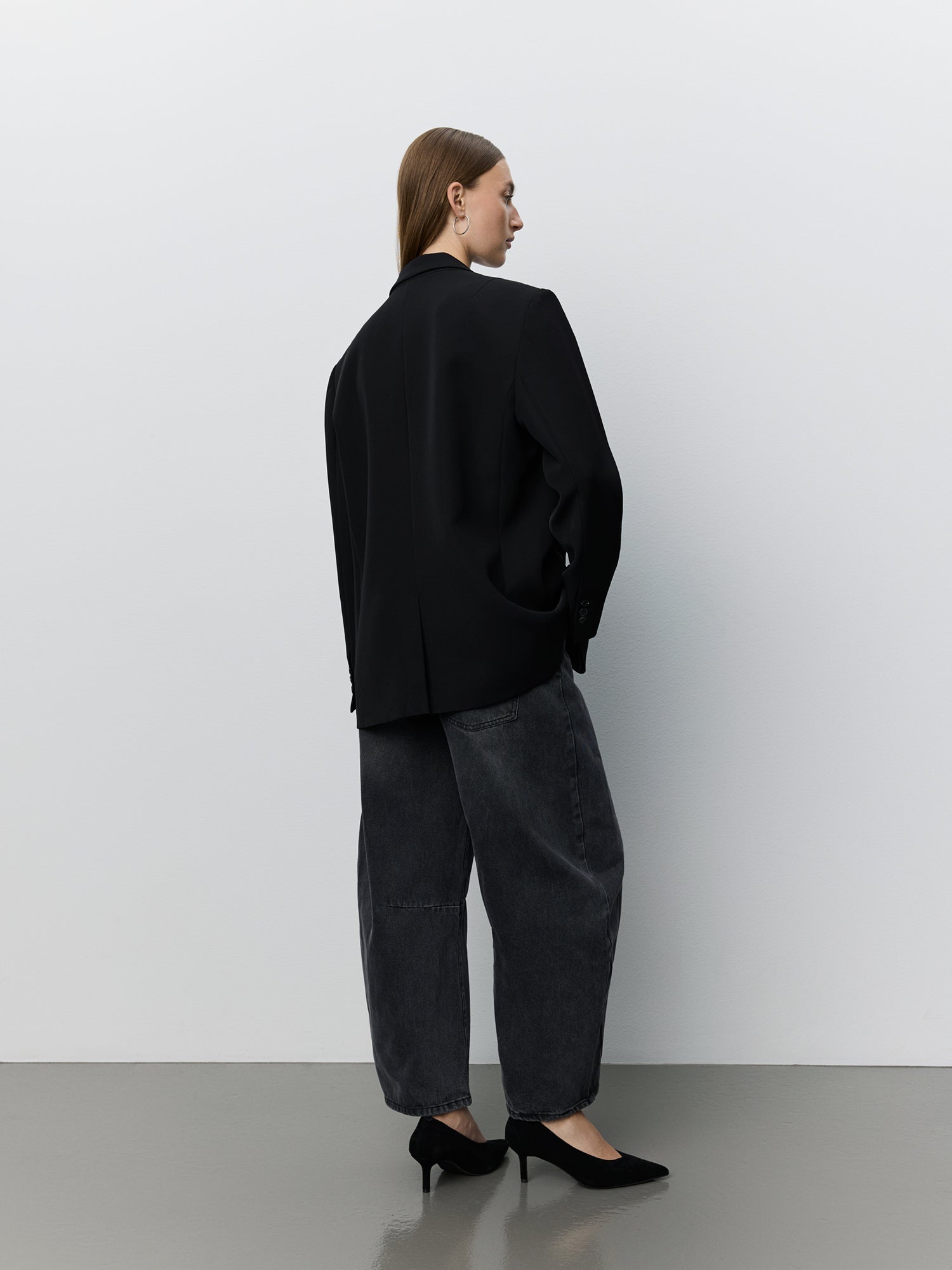 sofie-schnoor-women-kaisw-blazer-schwarz-oversize image 4