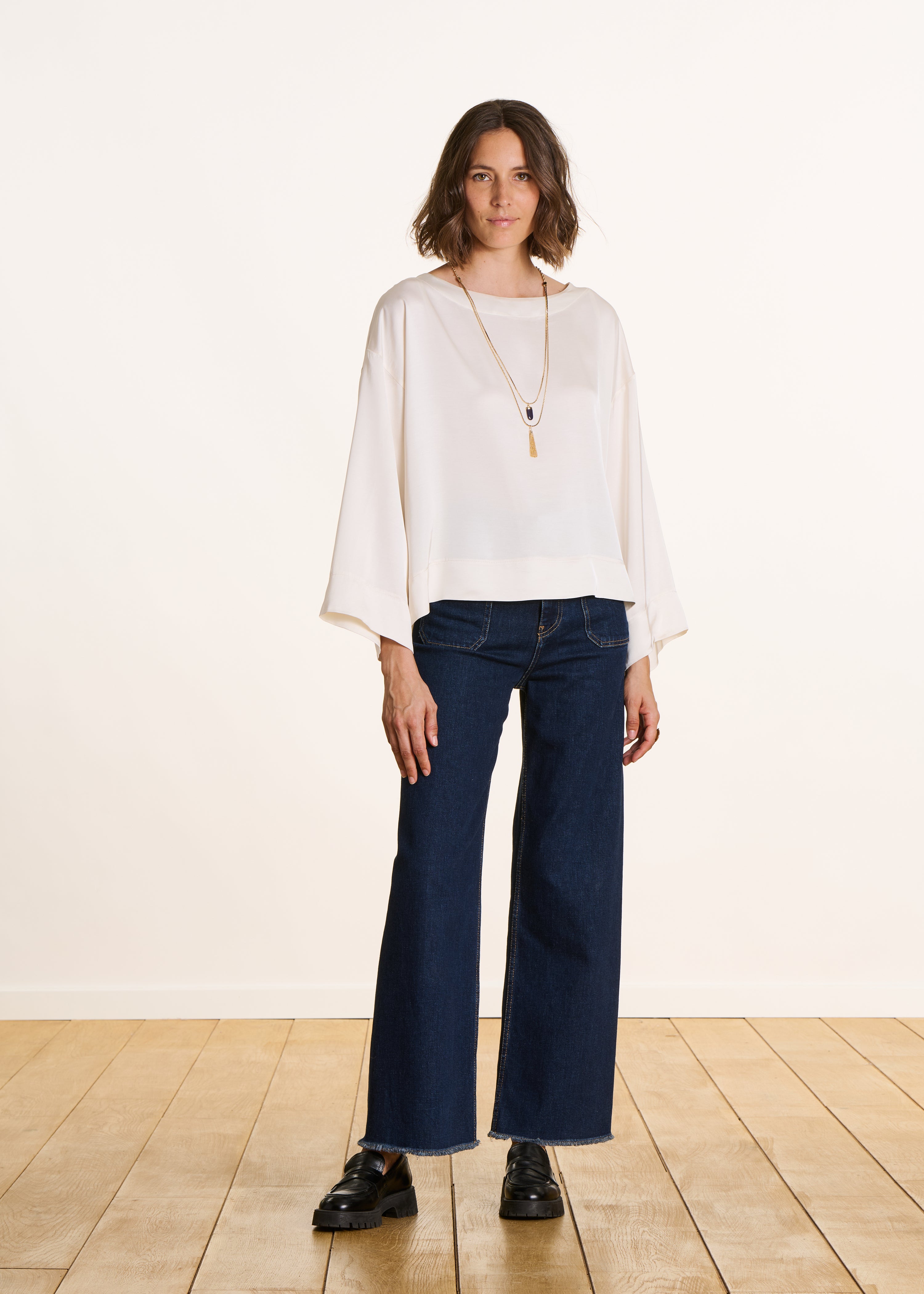 la-f-e-marabout-e-elton-top-satin-cremeweit image 2