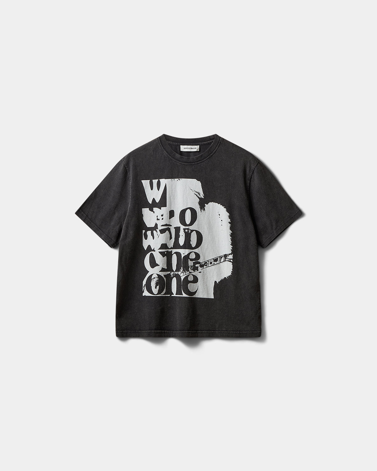 sofie-schnoor-women-maesw-oversize-t-shirt-washed-black-baumwolle image 1
