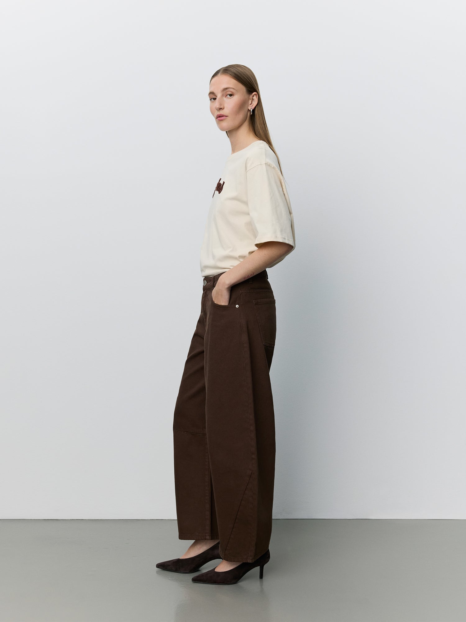 sofie-schnoor-women-maesw-oversized-t-shirt-summer-sand-baumwolle image 3