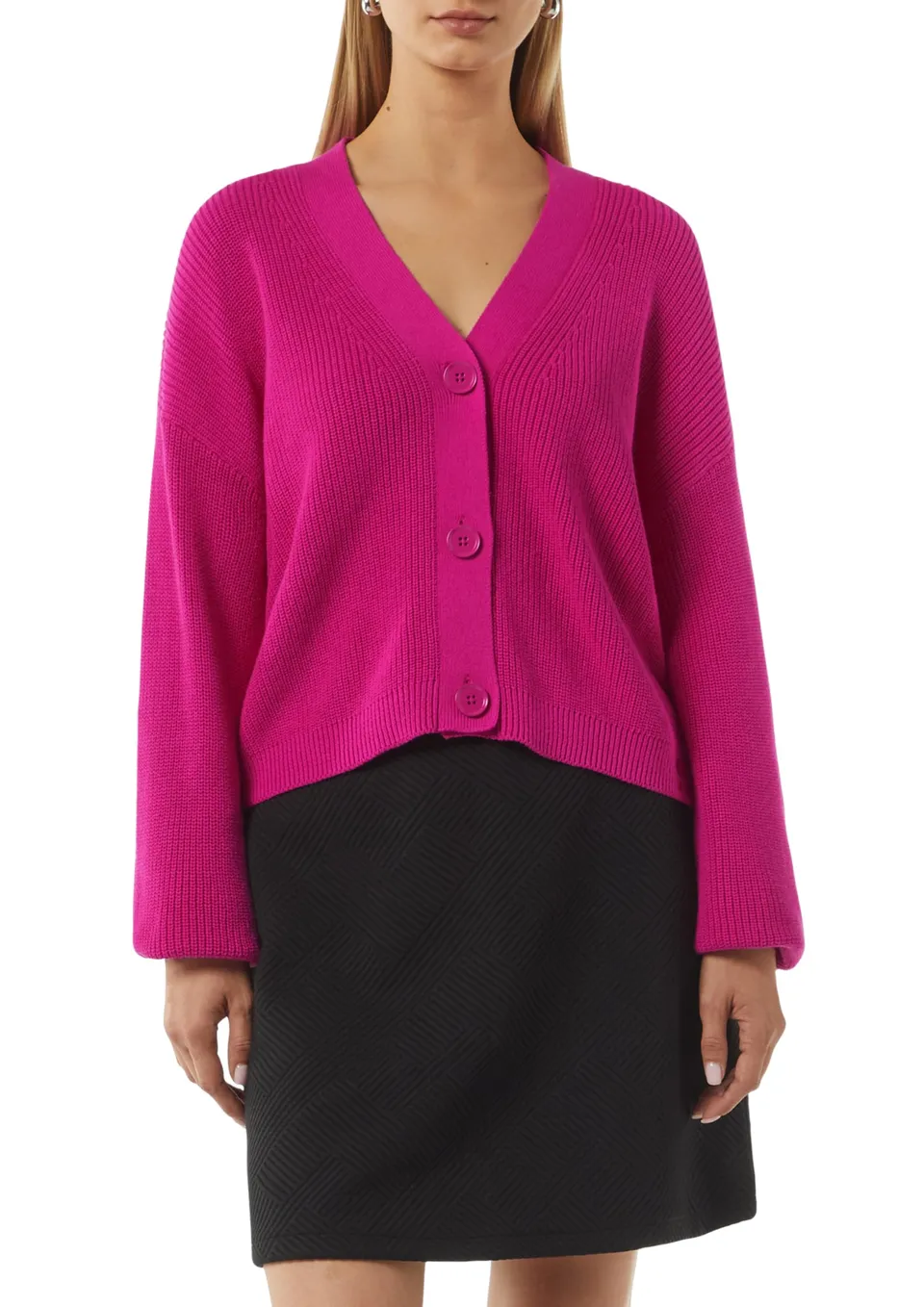 comma-cardigan-rippstruktur-strickjacke-creme-berschnitten image 1