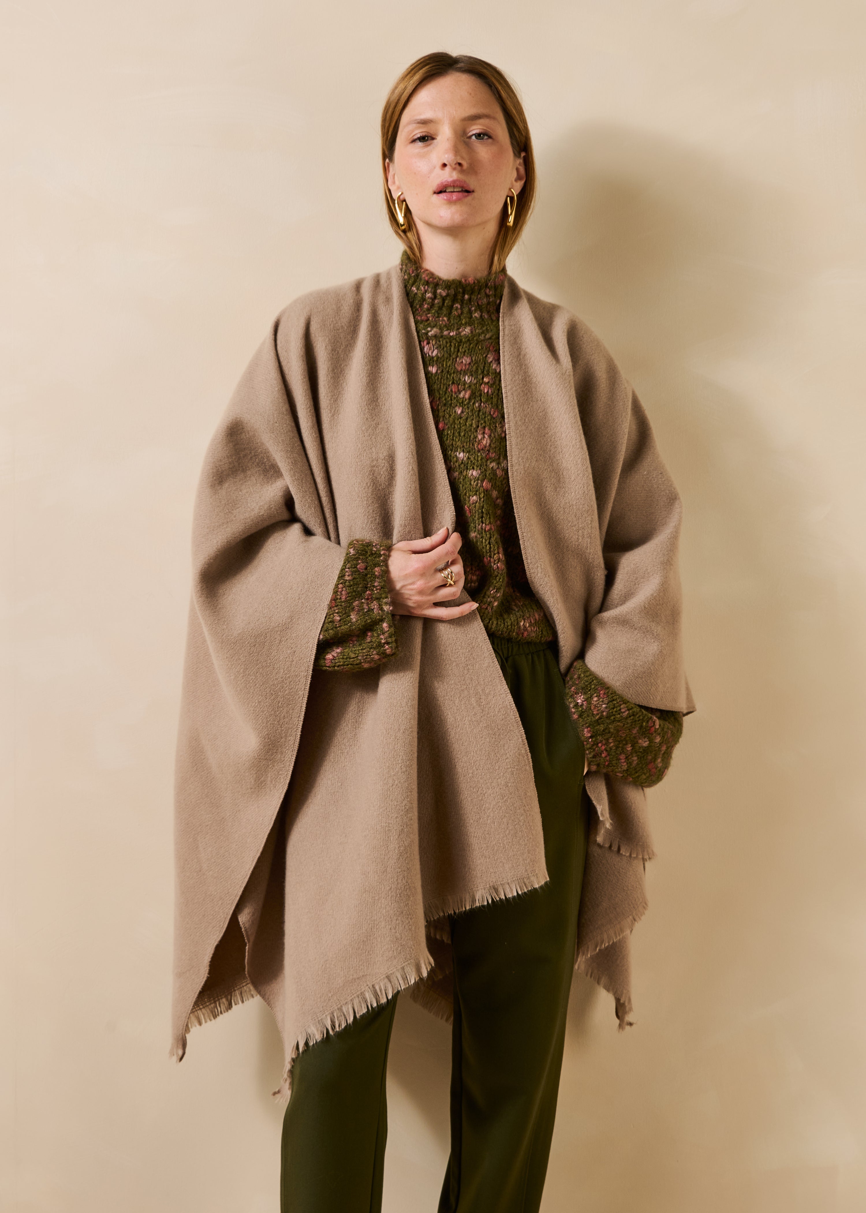 la-f-e-marabout-e-gobate-poncho-camel-mit-fransen image 1