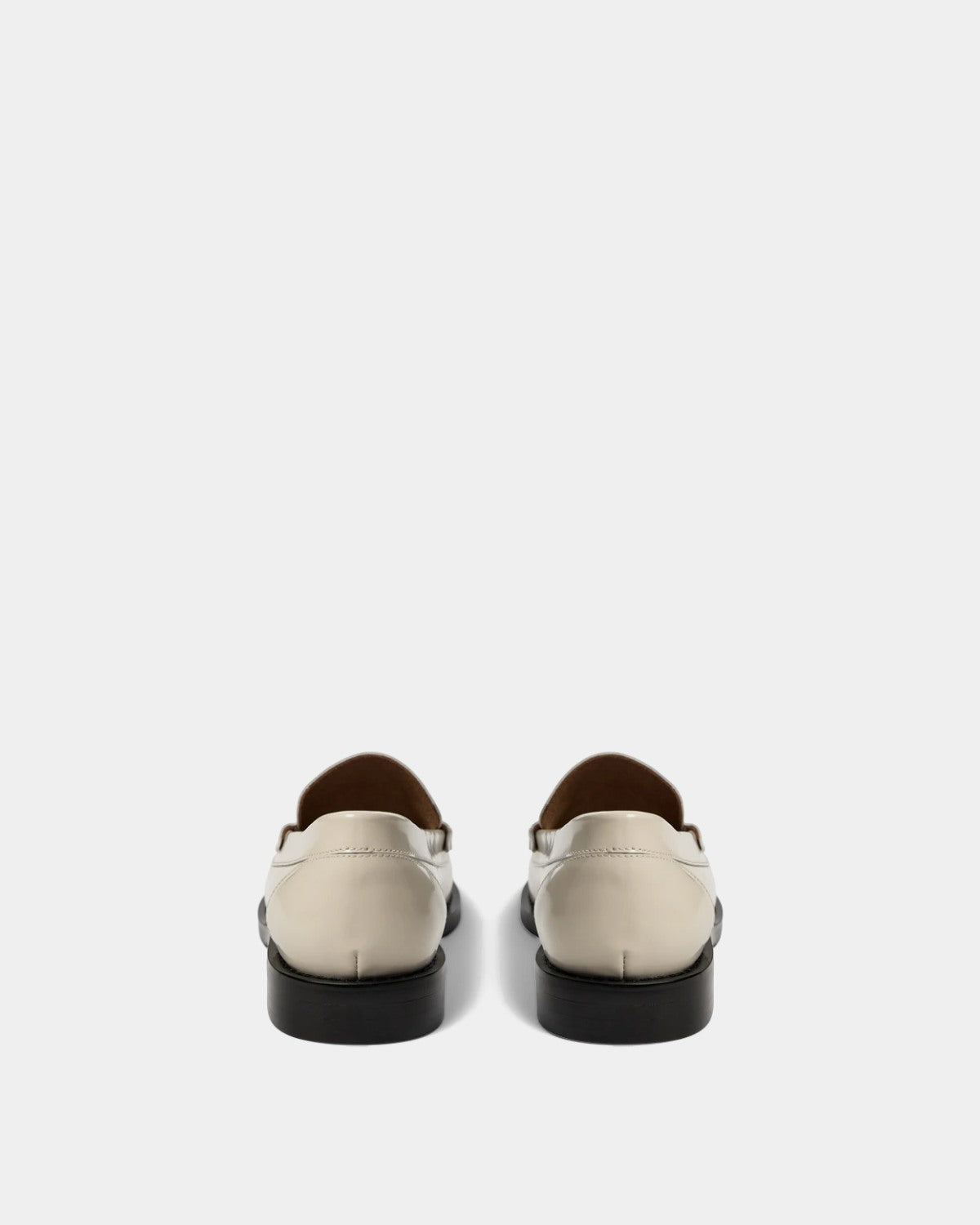 sofie-schnoor-women-lisasw-loafer-off-white-lackleder image 4