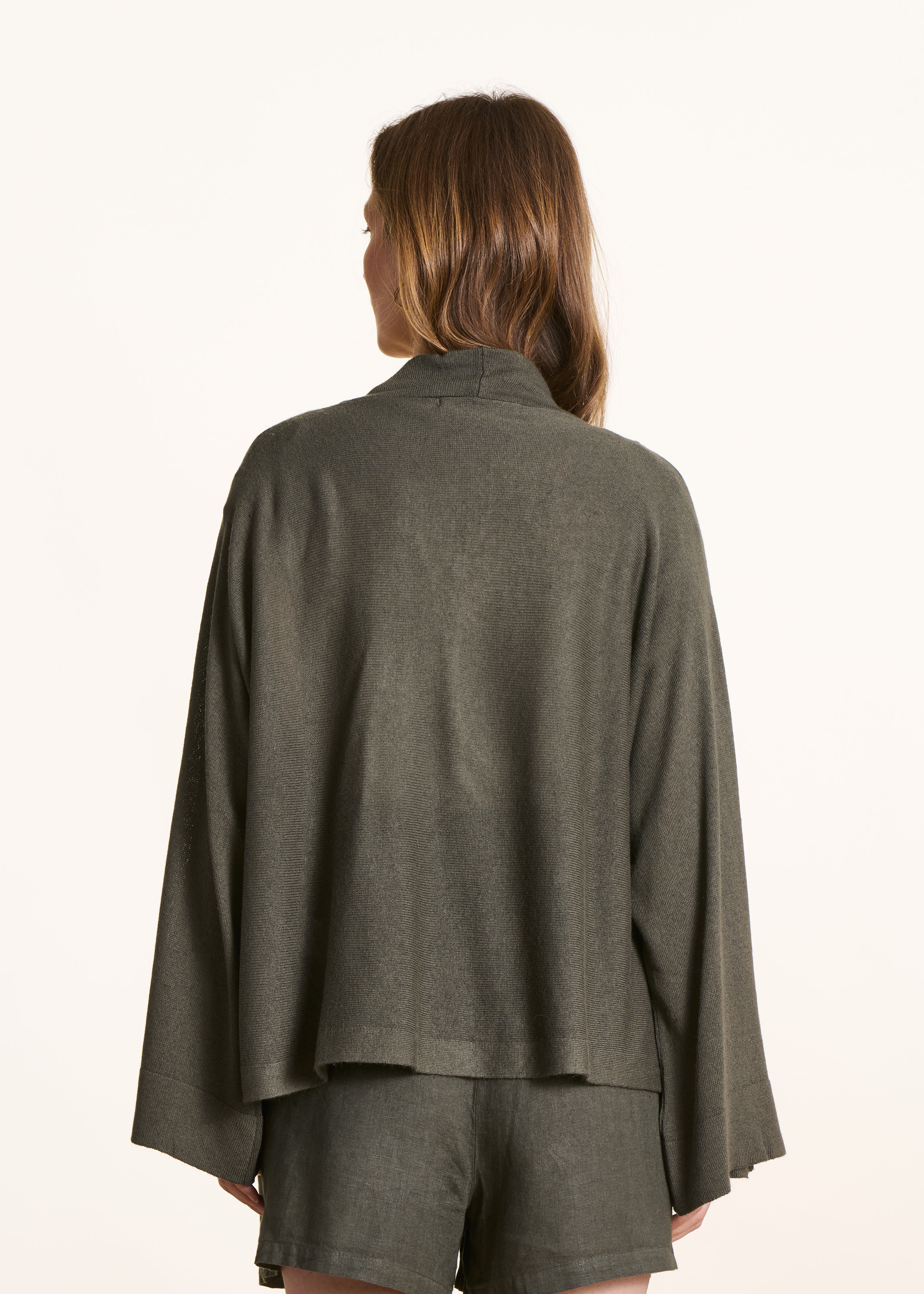 la-f-e-marabout-e-deving-strickjacke-khaki-weit image 3