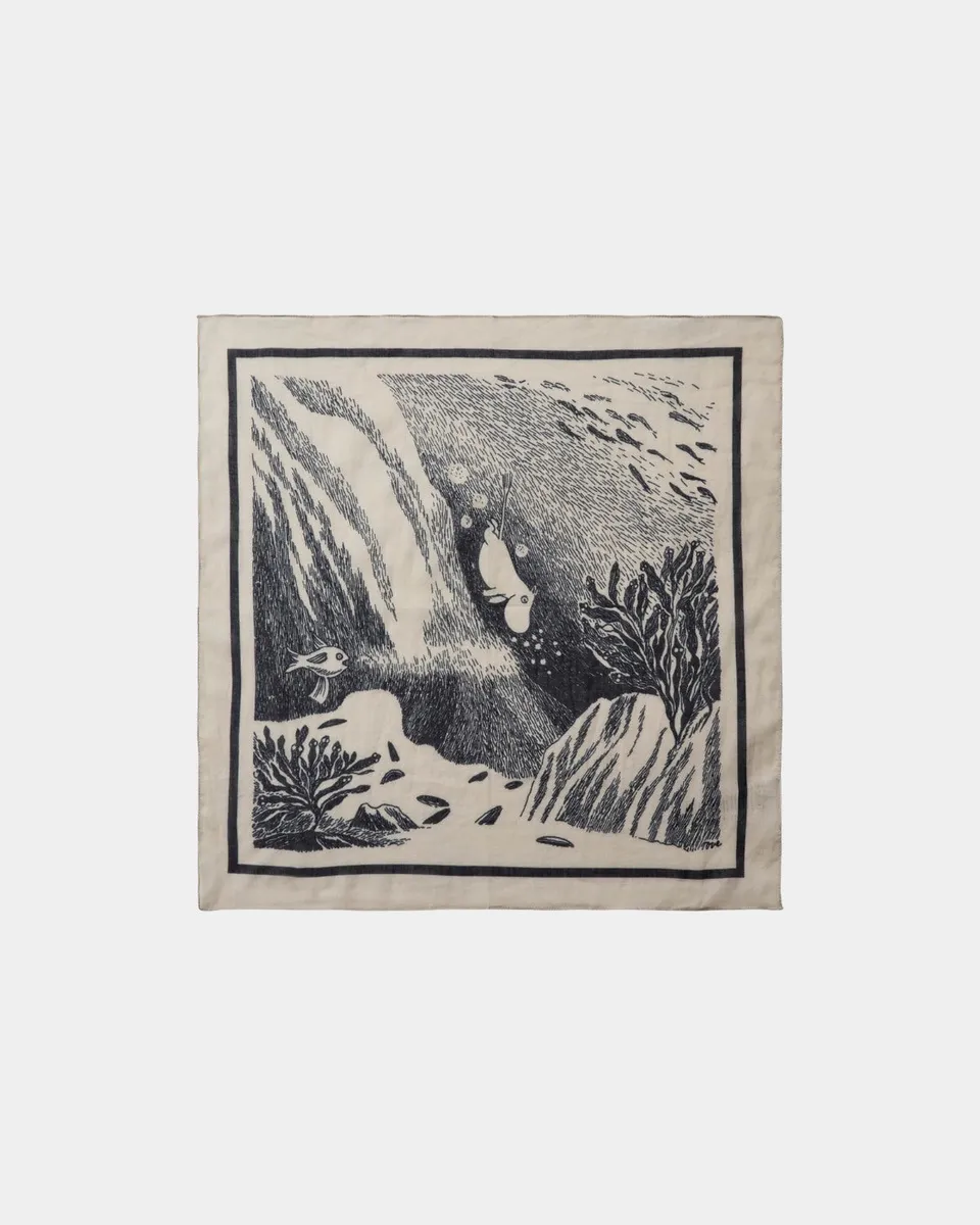 sofie-schnoor-women-tovesw-moomin-schal-fog-55x55 image 1