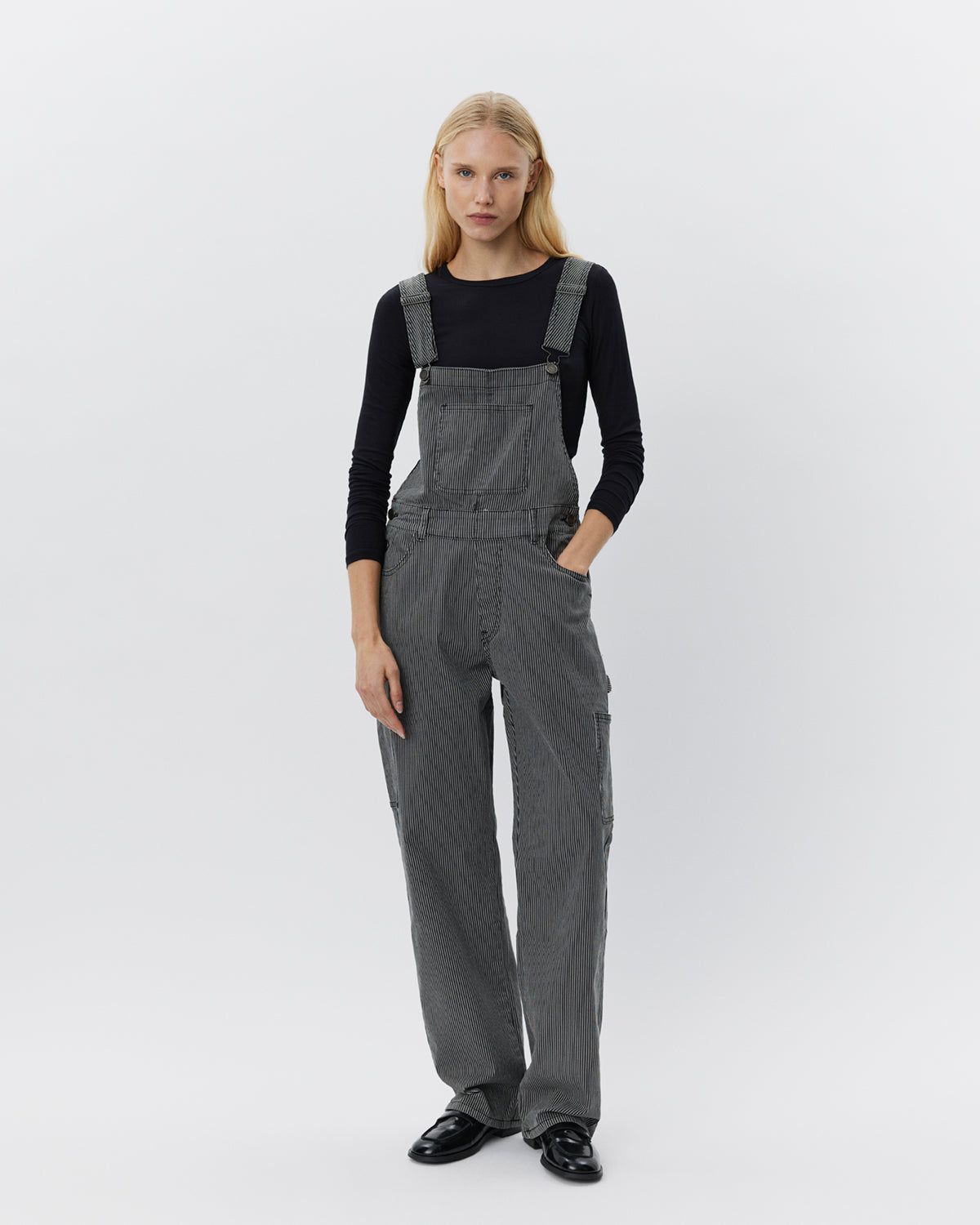 sofie-schnoor-women-florancasw-overalls-schwarz-gestreift image 2