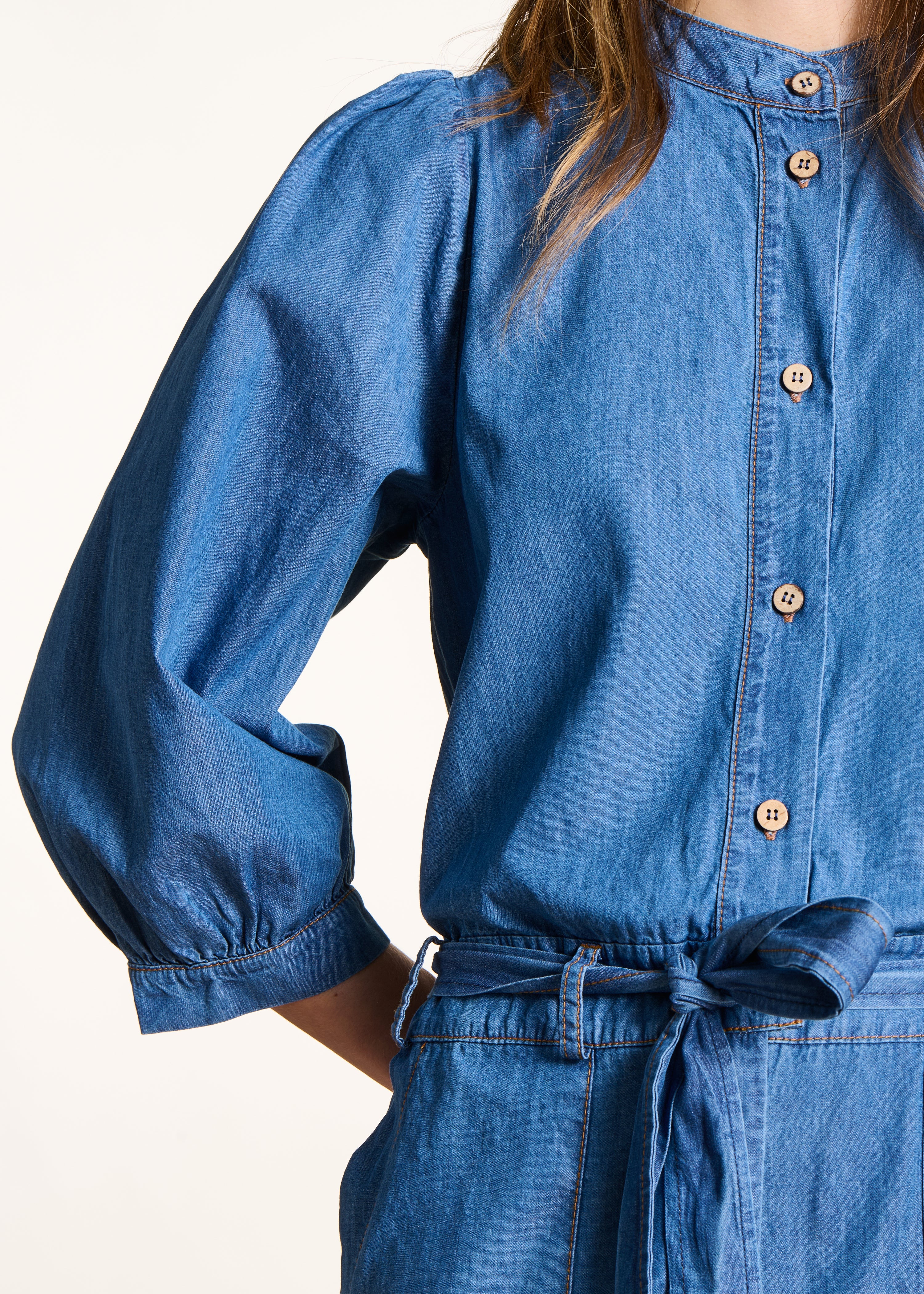 la-f-e-marabout-e-fusain-jumpsuit-jeans-blau-g-rtel image 4